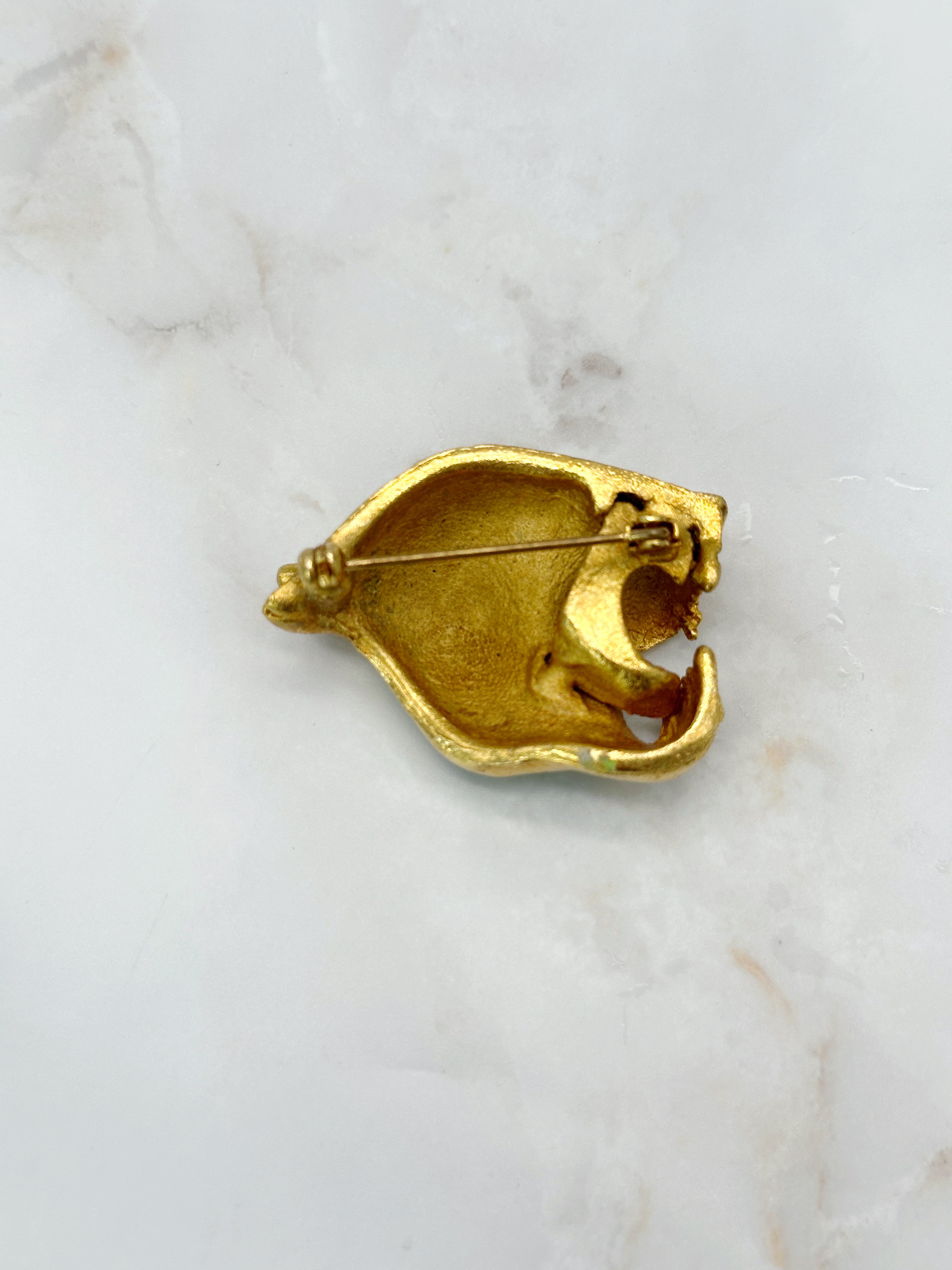 Vintage brooch tiger head enamel & rhinestones