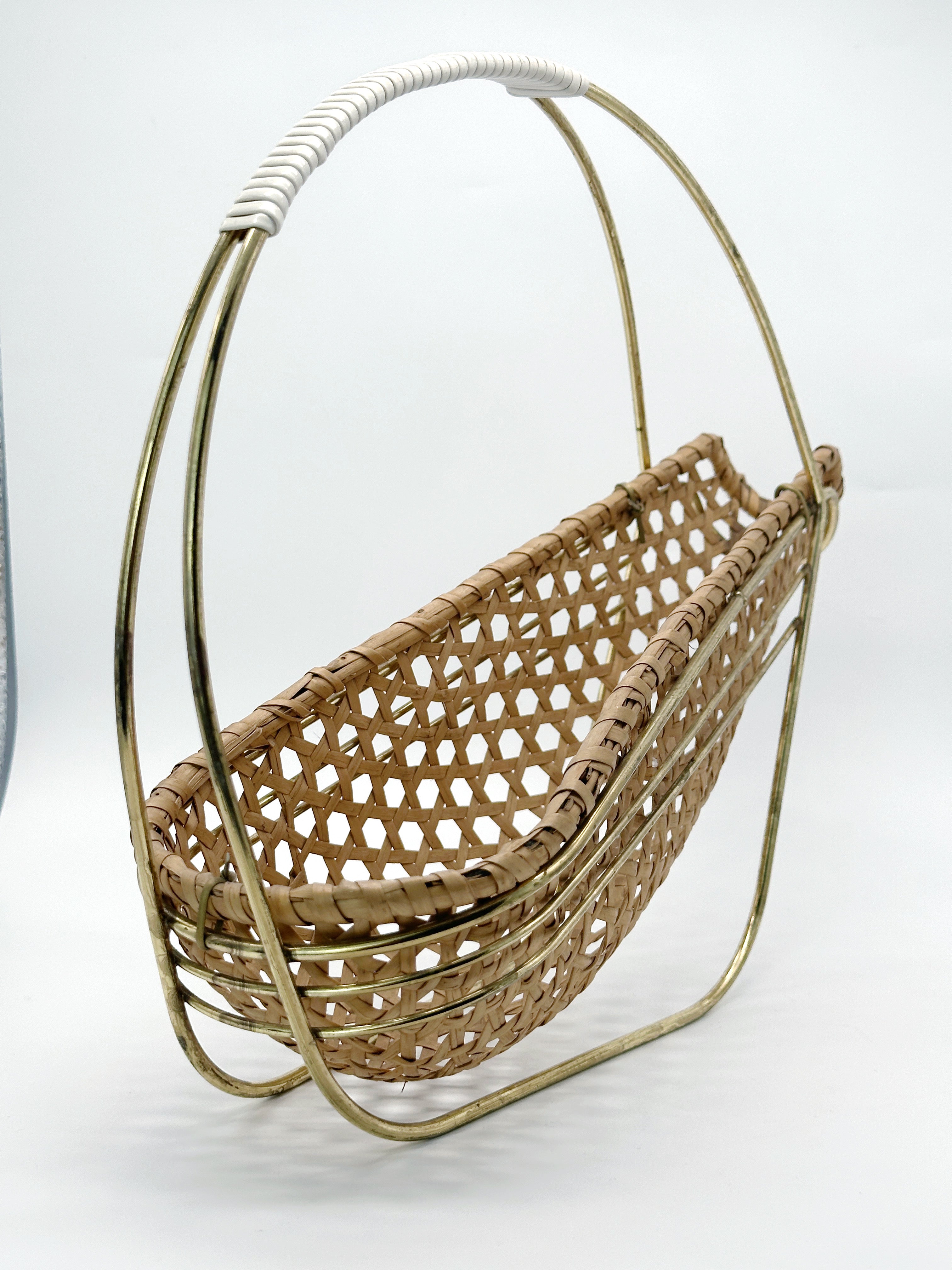 Weinflaschenhalter im Retro-Charme