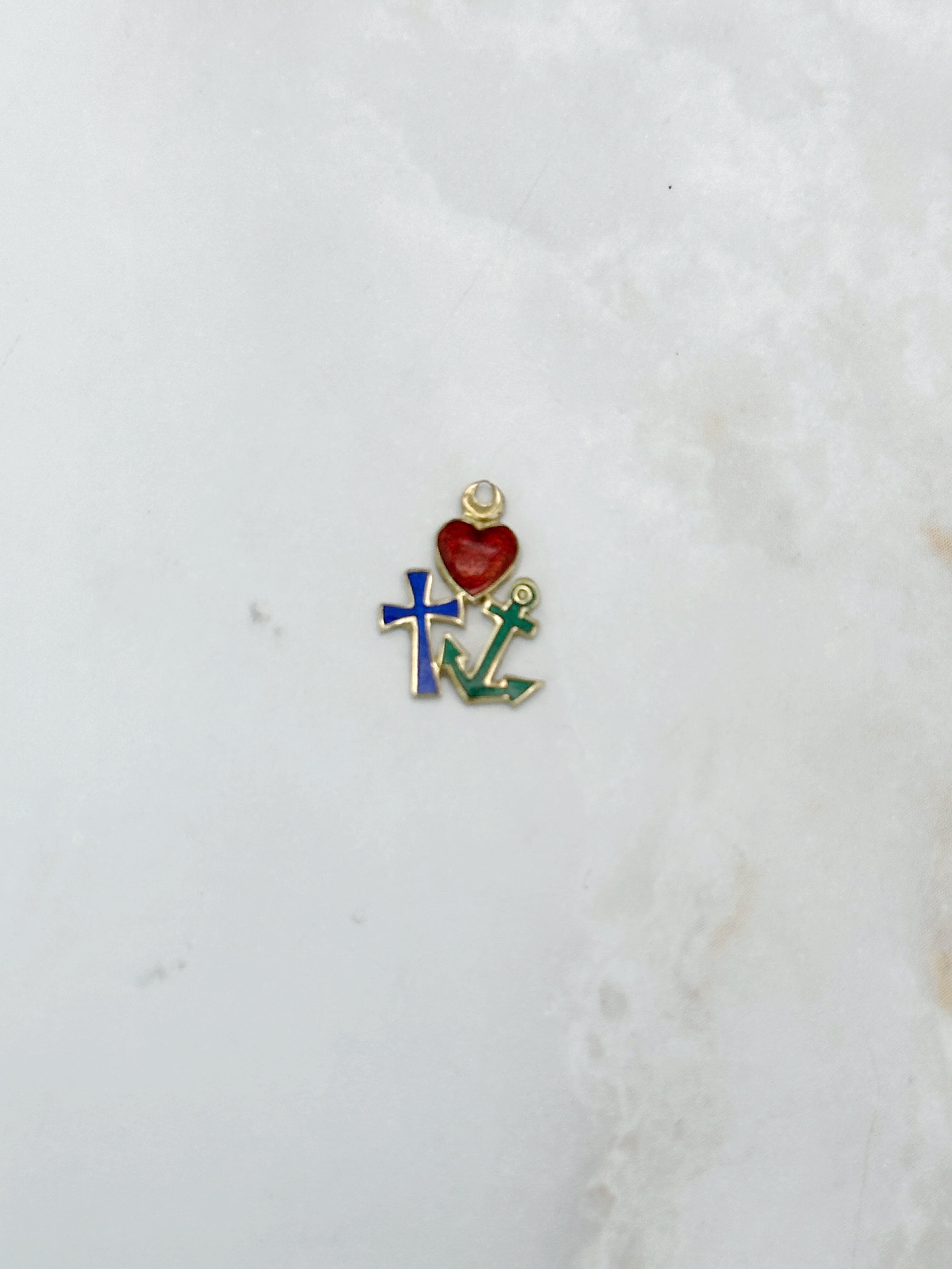 Various pendants / charms