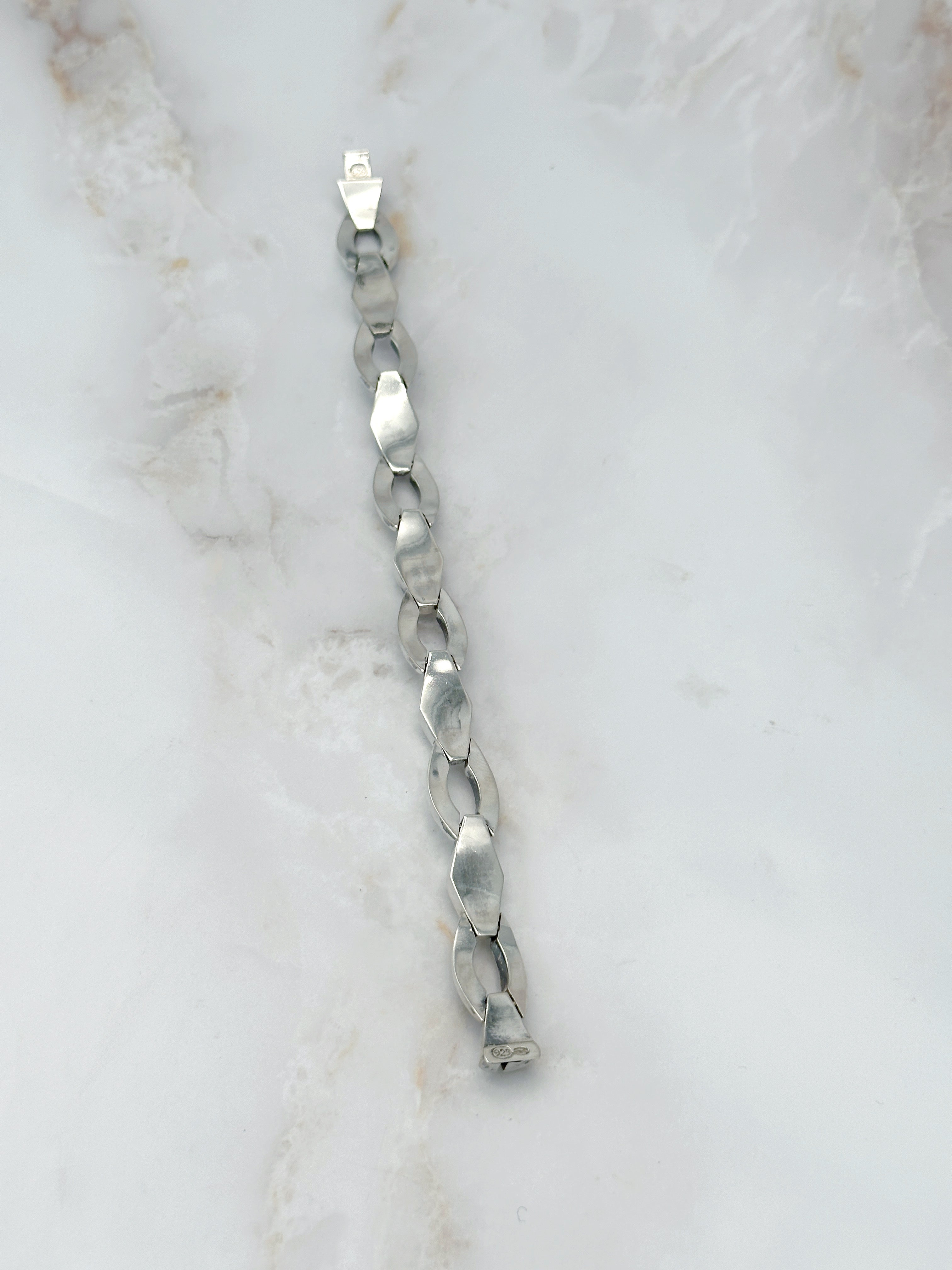 Vintage Silberarmband mit geometrischem Rautenmuster