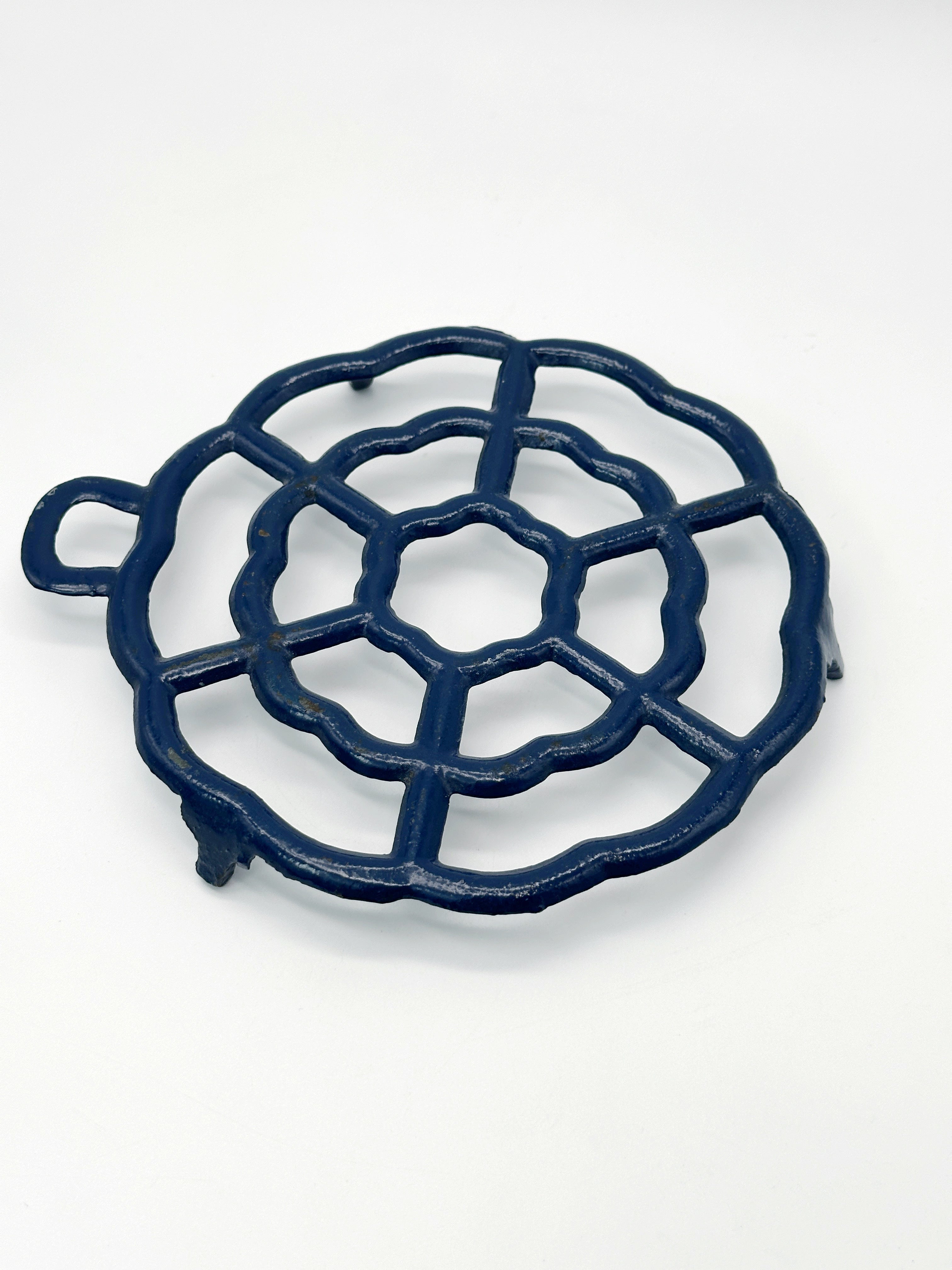 Cast iron trivet