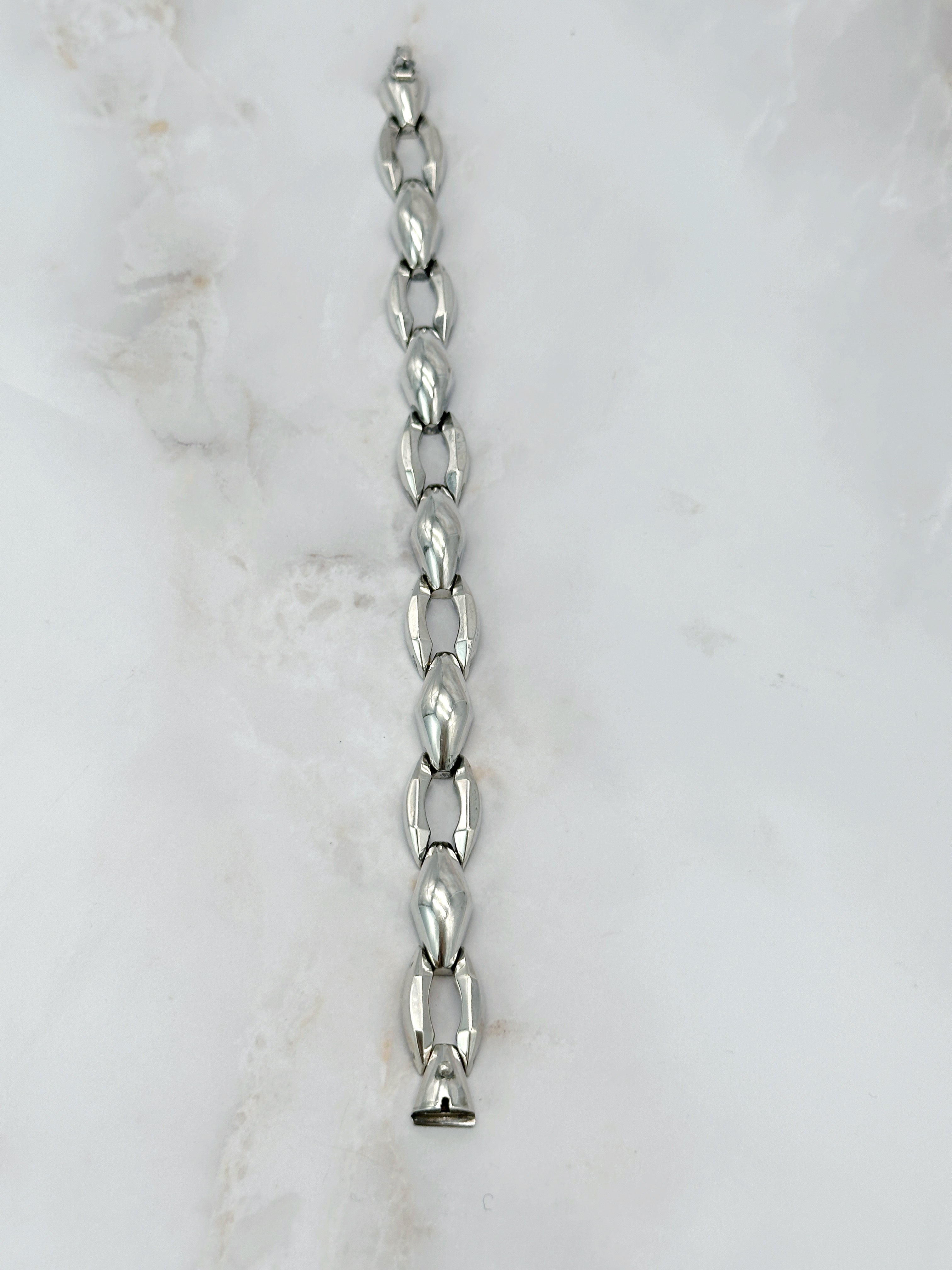 Vintage Silberarmband mit geometrischem Rautenmuster