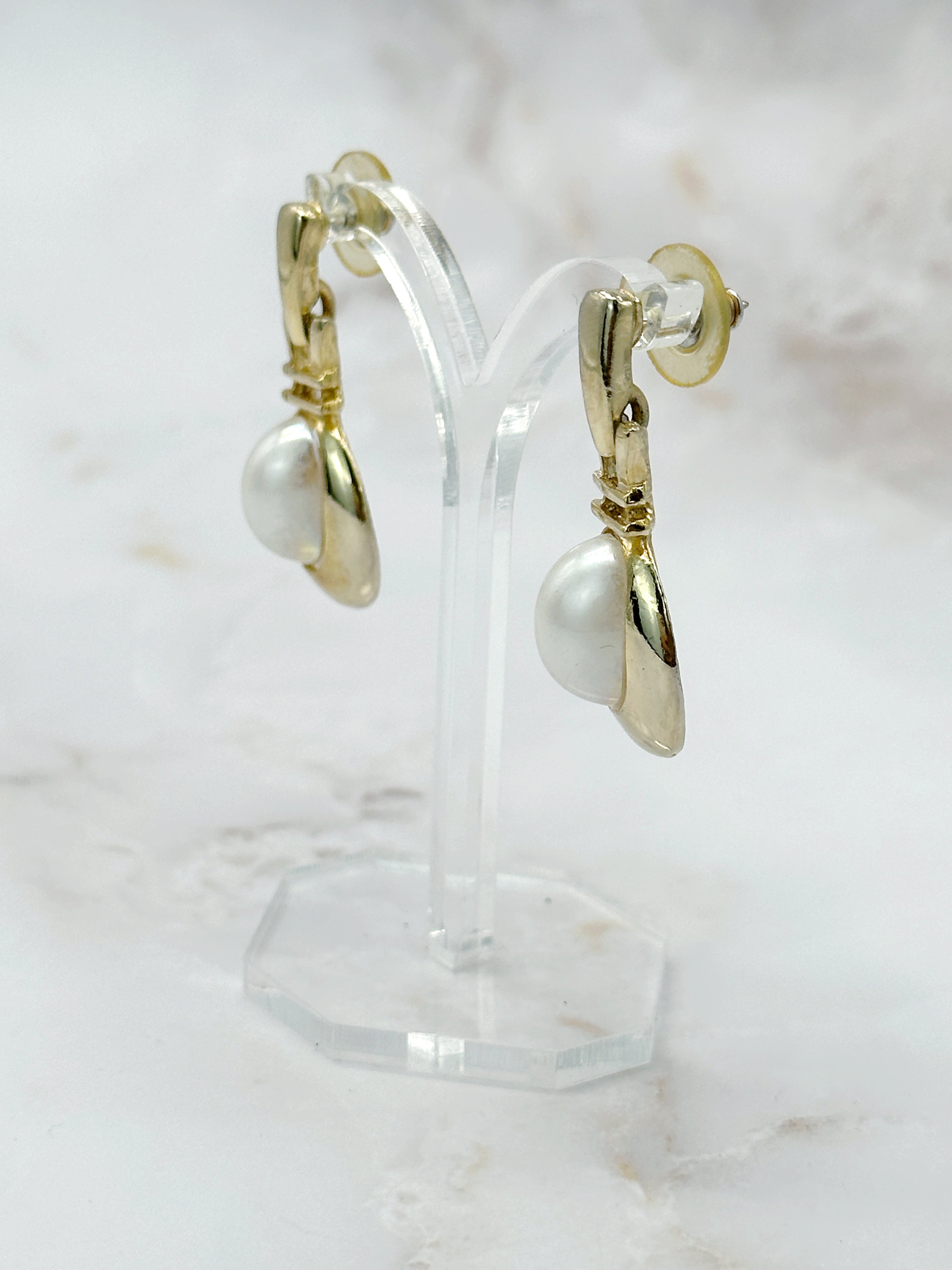 1980 er Ohrgehänge mit Kunstperle