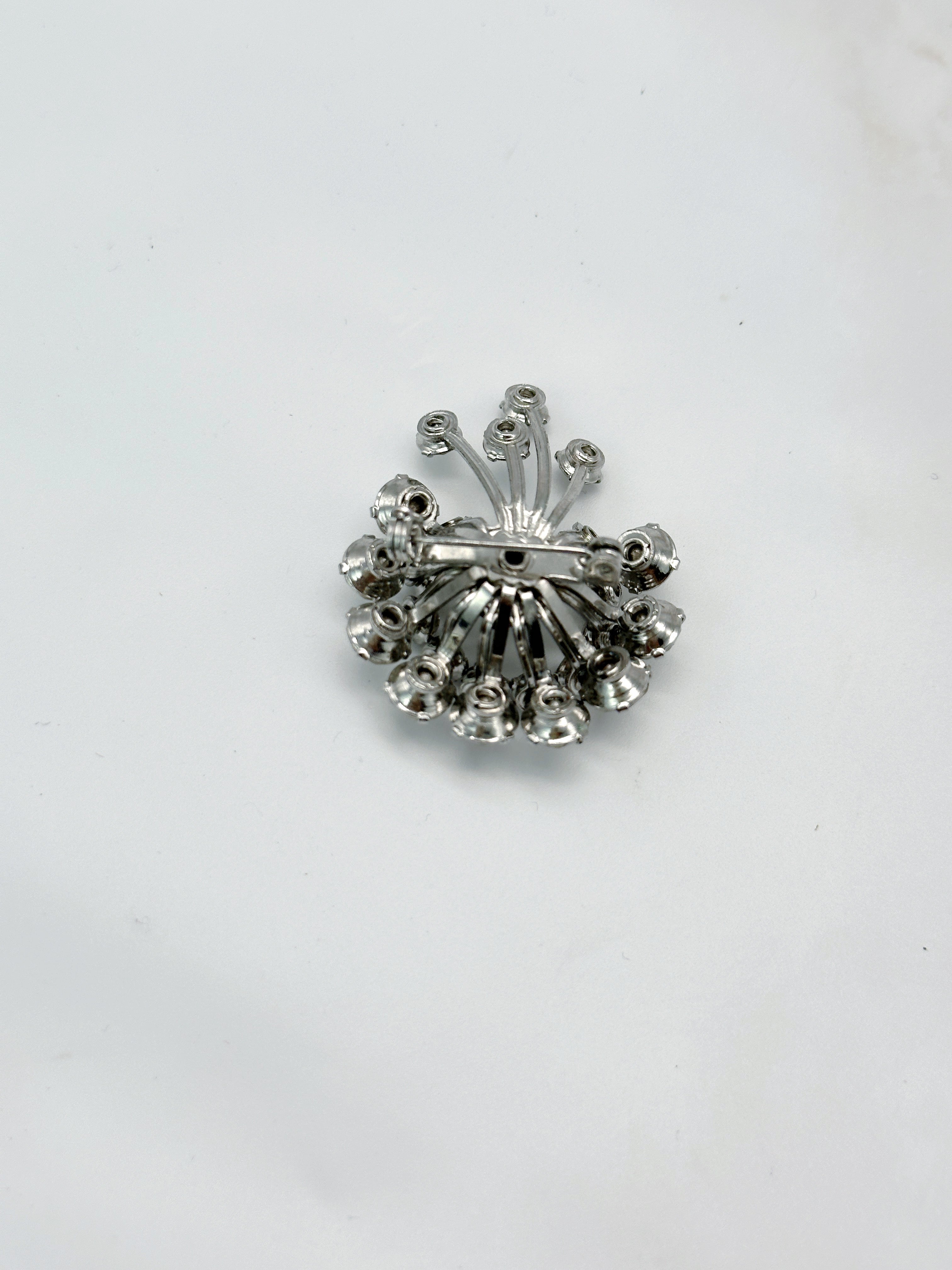 Dekorative Vintage Brosche mit Strass