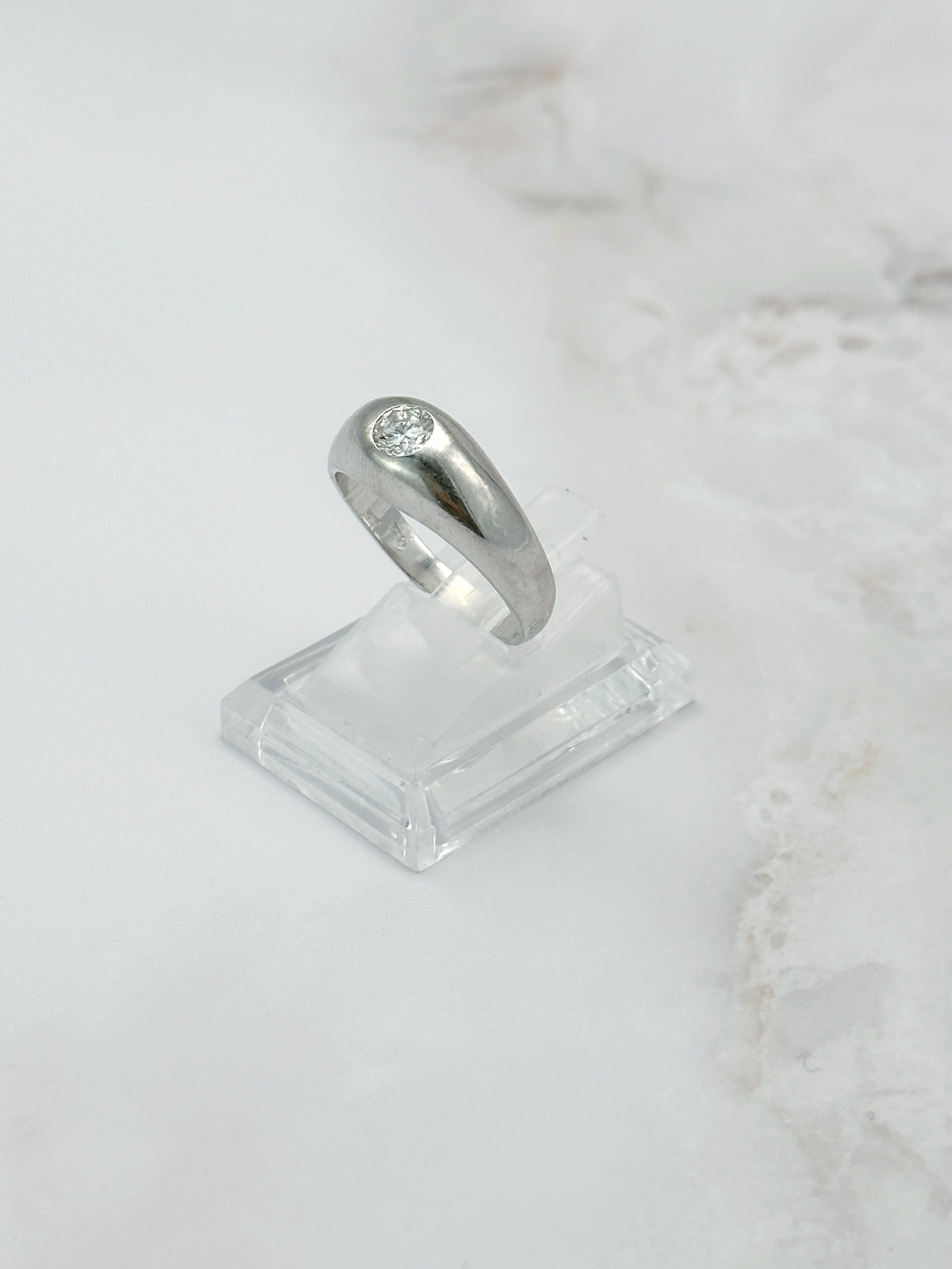 Vintage Solitär Ring mit Brillant