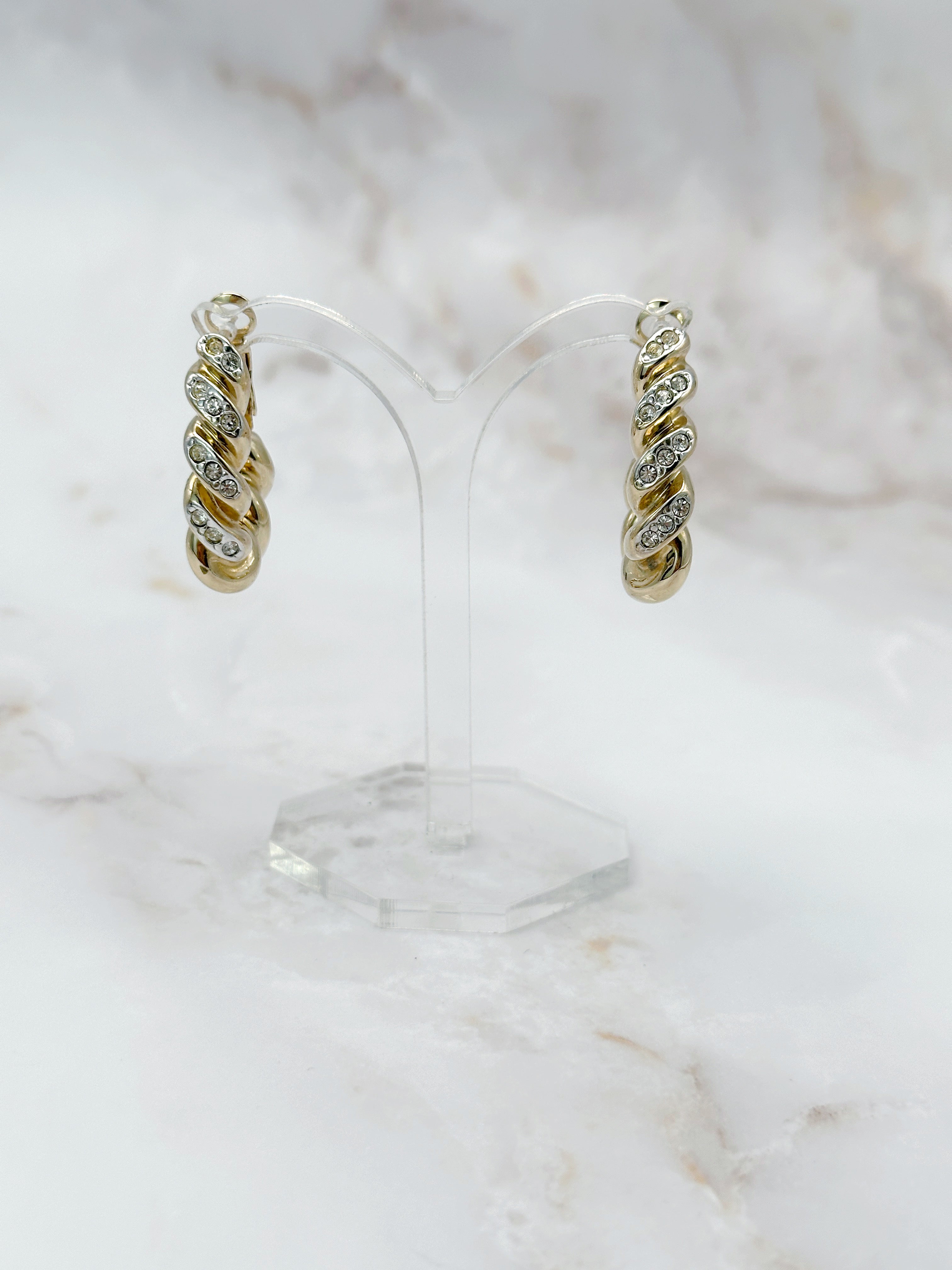 Gedrehte Vintage Creolen mit Strass