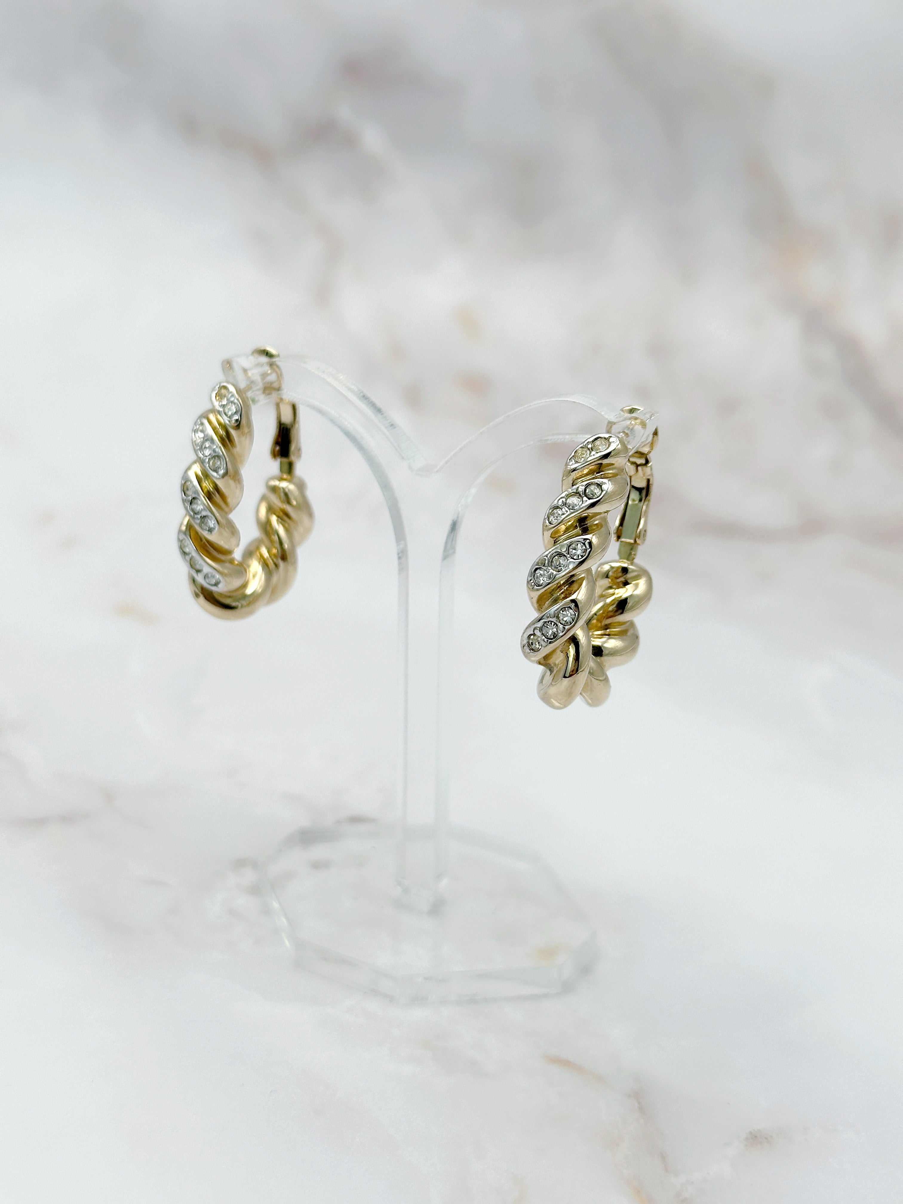 Gedrehte Vintage Creolen mit Strass