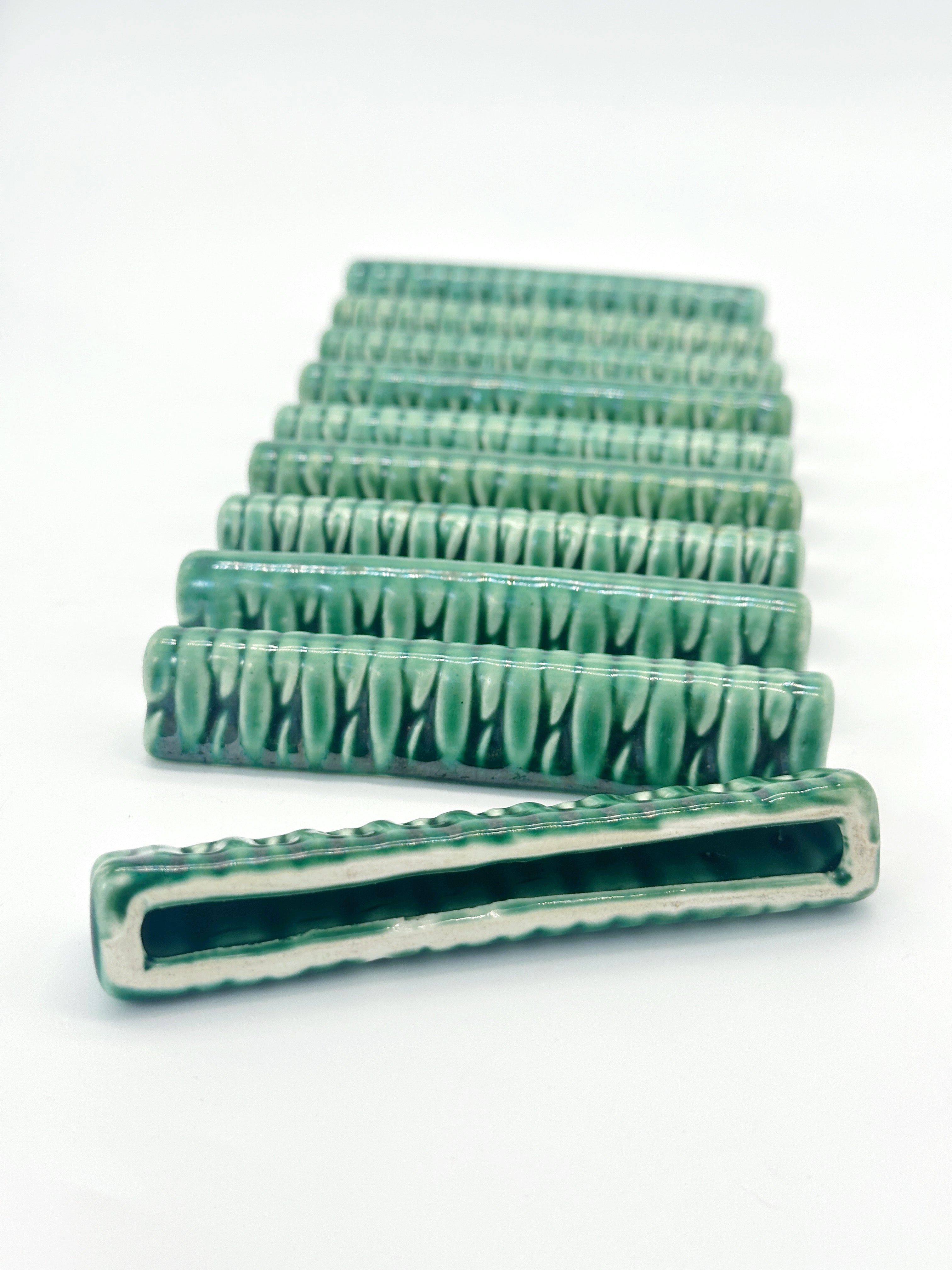 Set of knife rests ceramic green from France