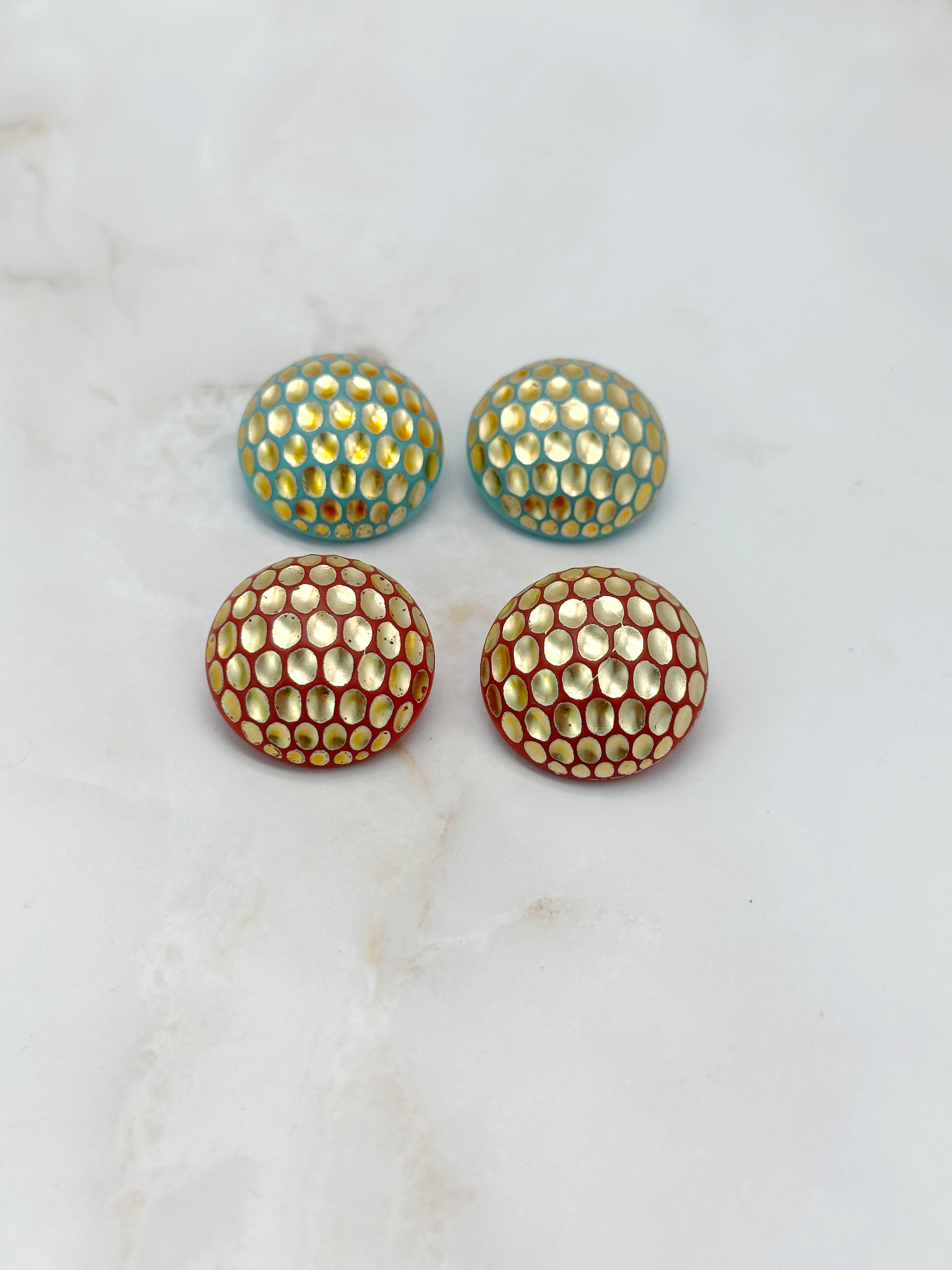 Vintage Ohrclips mit Goldakzenten in Rot oder Blau