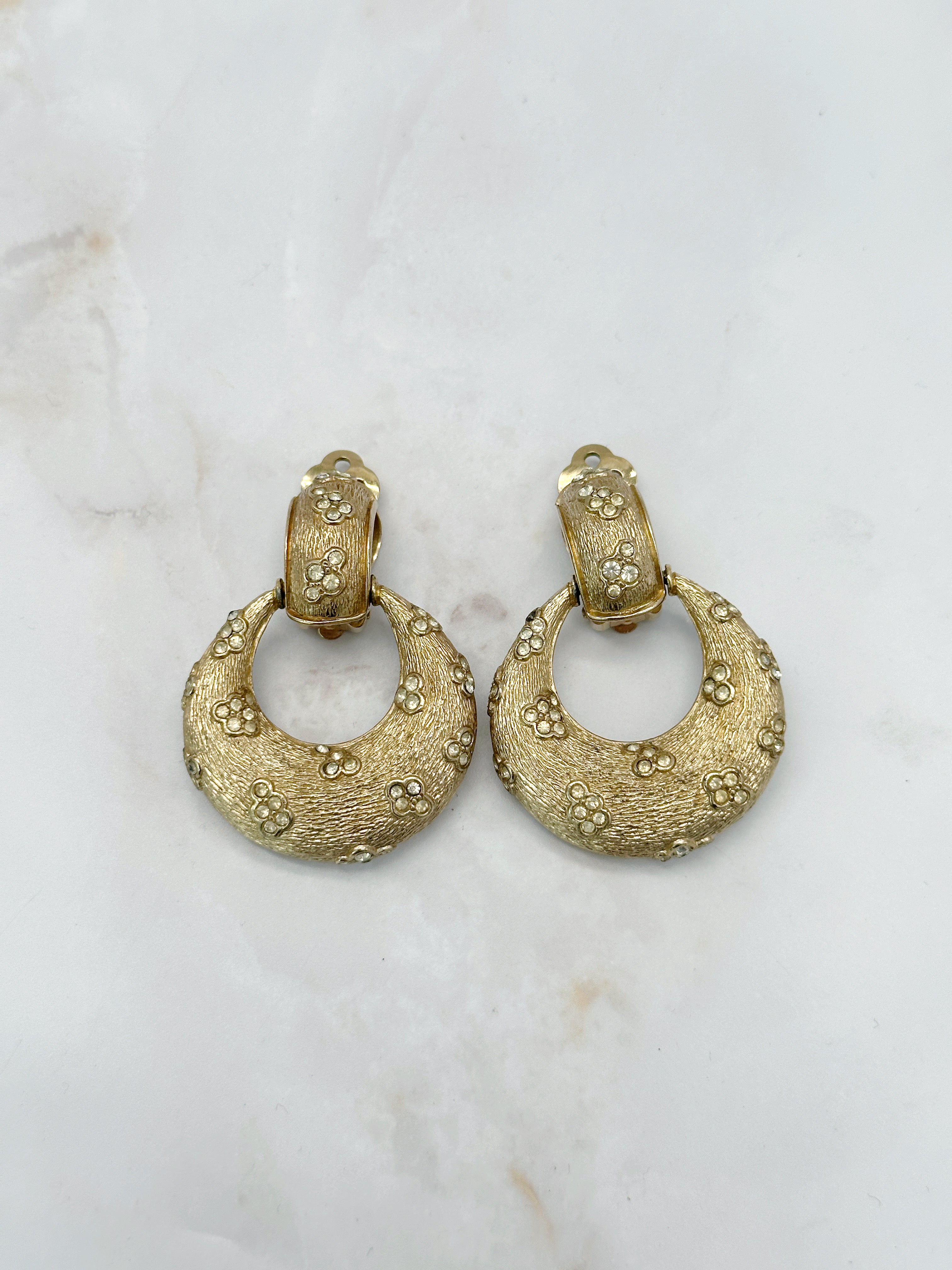 Signed Ciner Doorknocker Gold-Plated Clip-On Earrings