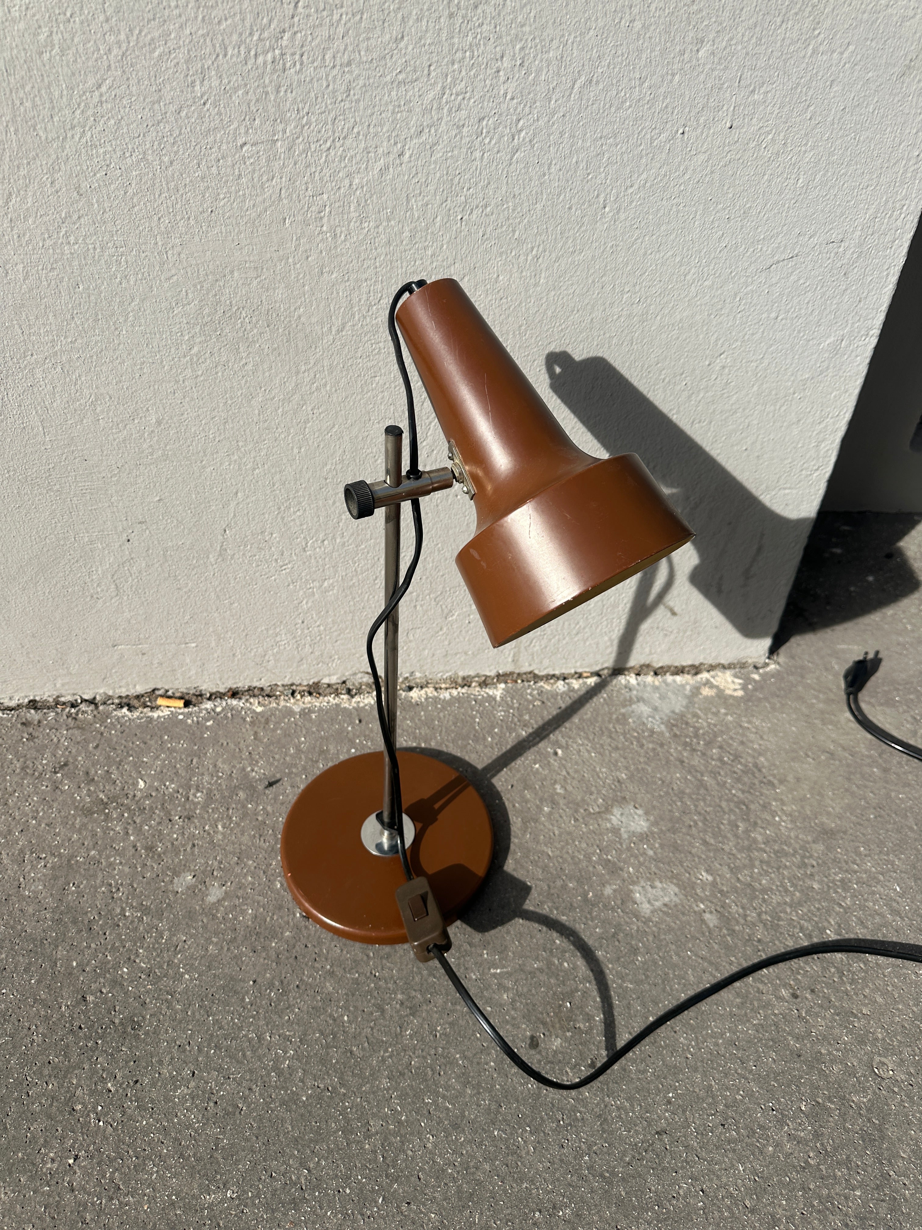 Mid-Century Schreibtischlampe in Mokka-Braun & Chrom