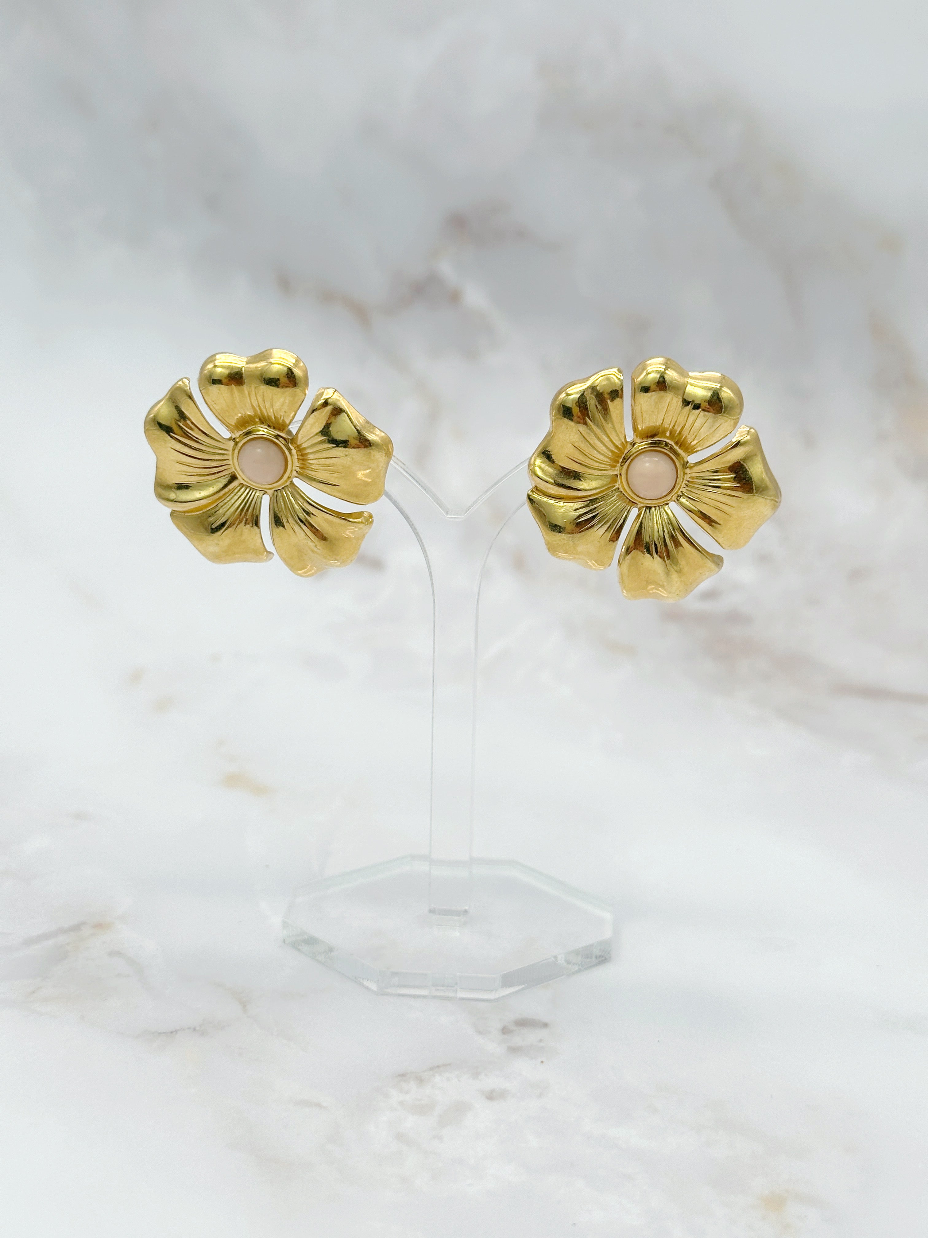 Vintage Ohrstecker mit Blumenmotiv