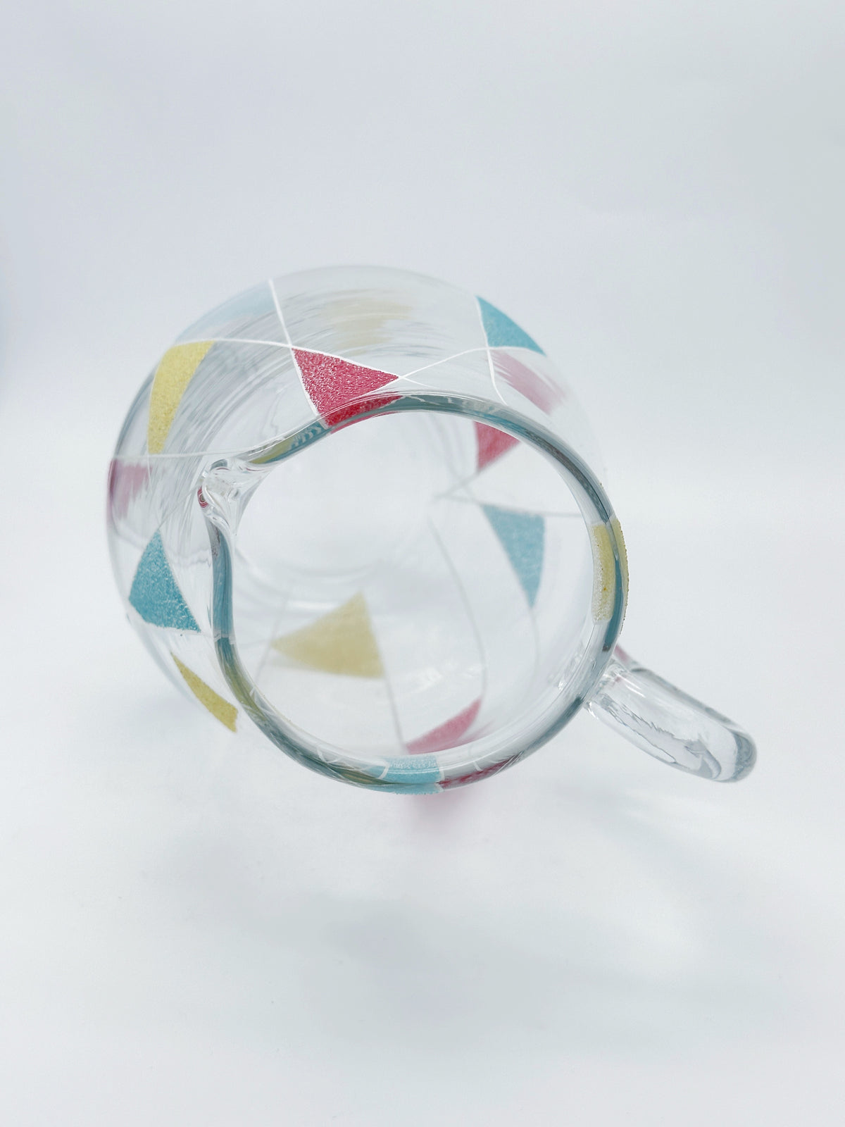Mid-Century Wasserkrug aus Kristallglas mit Zickzack-Motiv um 1950