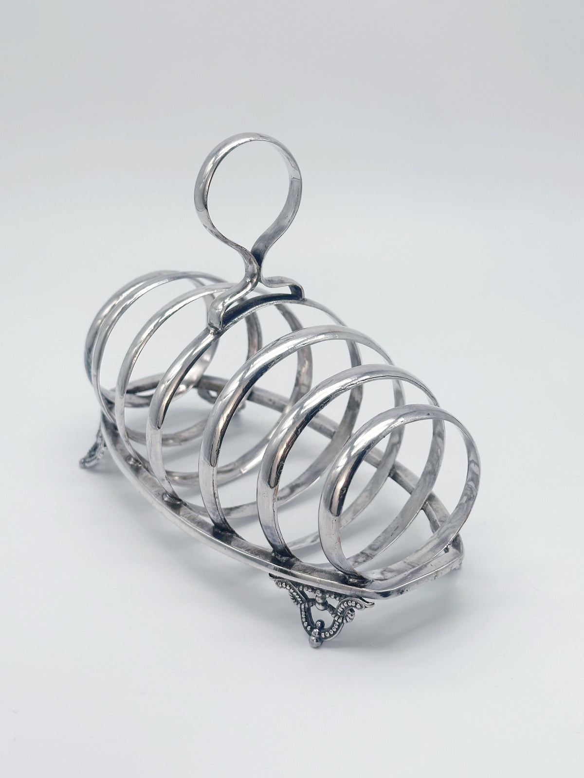 Seltener versilberter Toastständer aus England um 1900