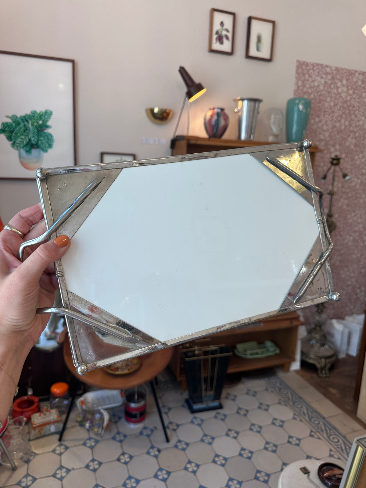Gelbes Vintage Tablett aus Keramik und Metall