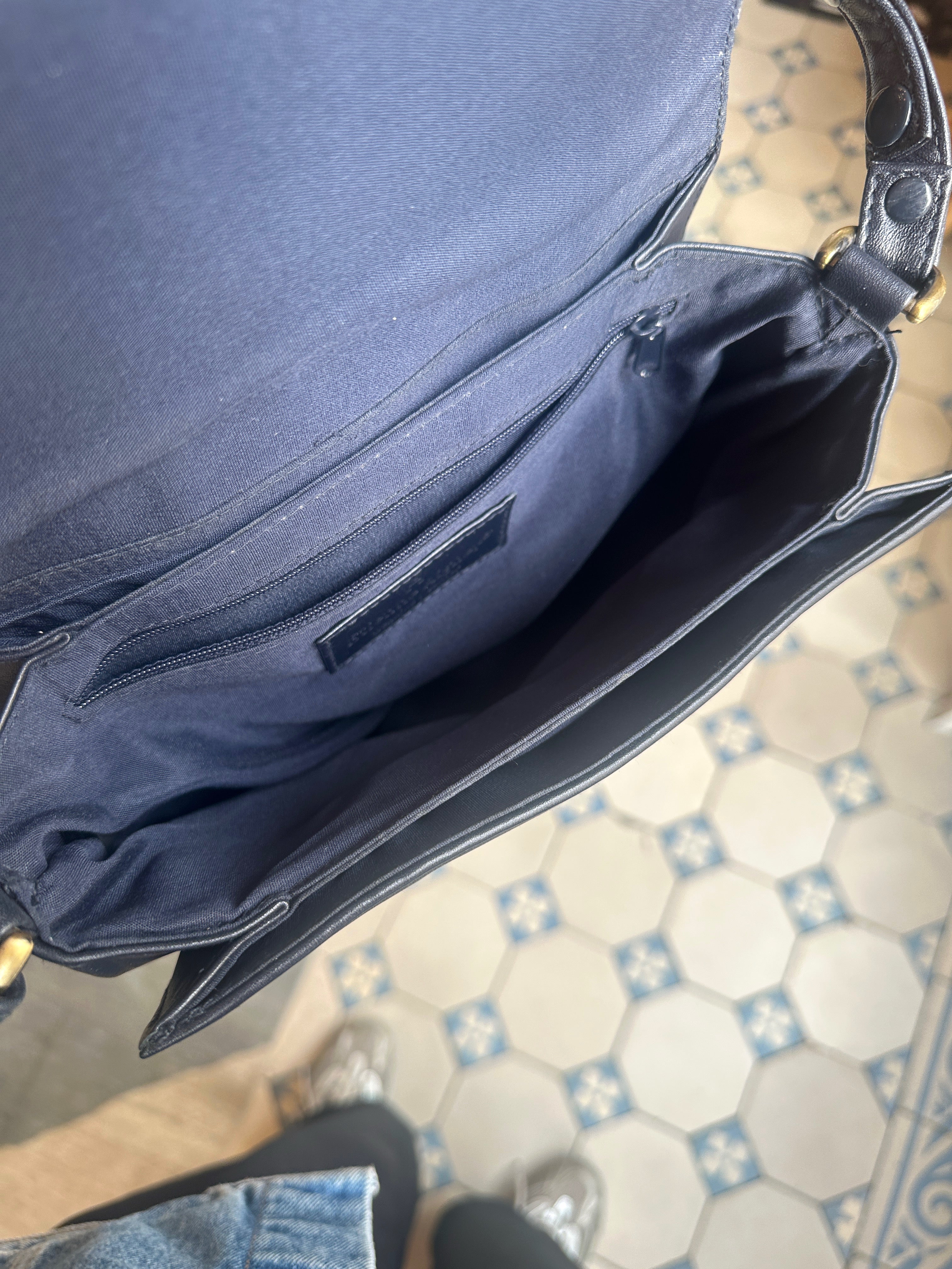 Dunkelblaue Etienne Aigner Vintage Handtasche aus Leder mit Messing-Details