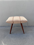 Mid-Century Hocker mit Bouclé-Bezug in Hellbeige/Rosé