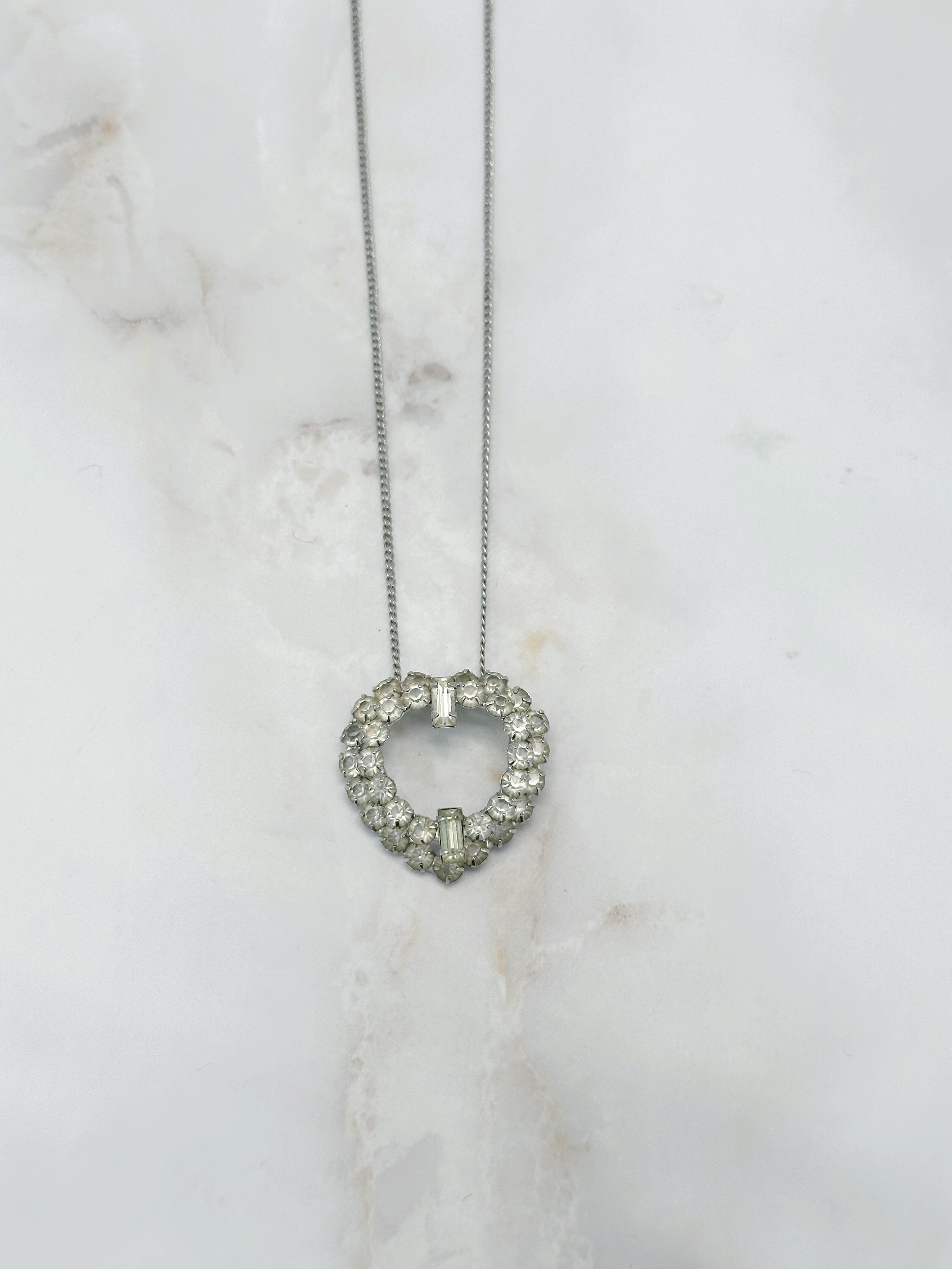 Vintage Sterling Silber Halskette mit funkelndem Strass-Herz & Baguetten