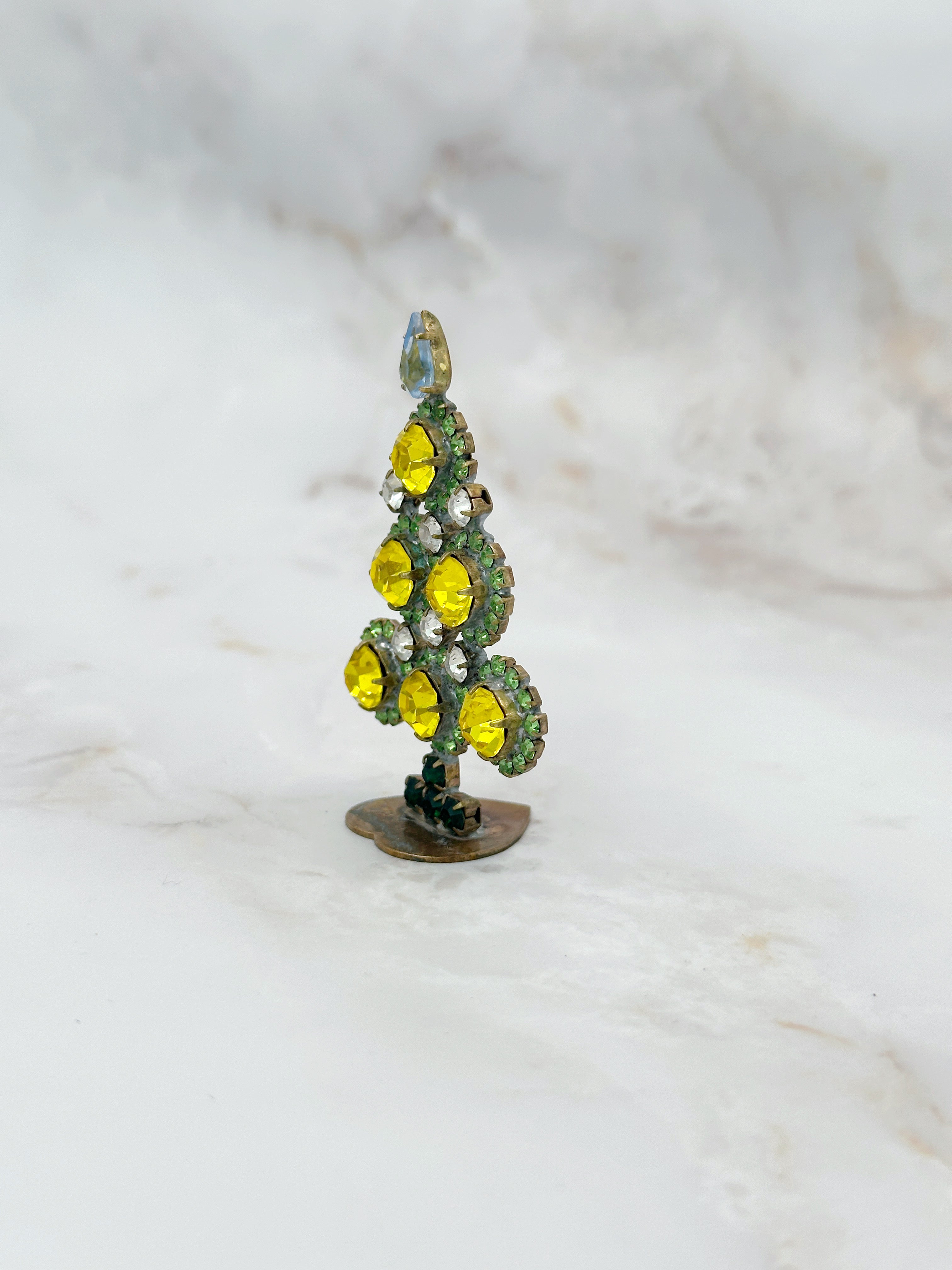 Zierlicher Gablonzer Mini-Christbaum aus Strass