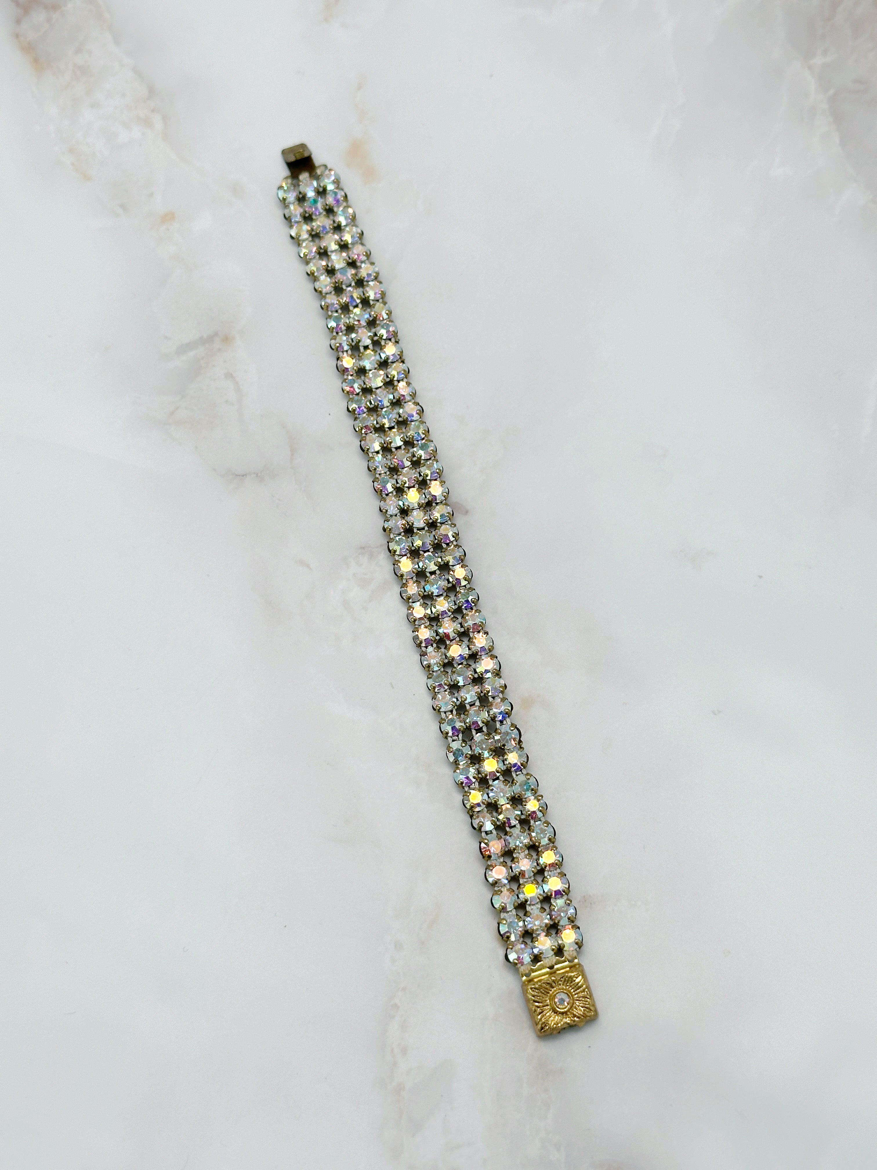 Dreireihiges Vintage Strass-Armband mit Aurora Borealis Effekt