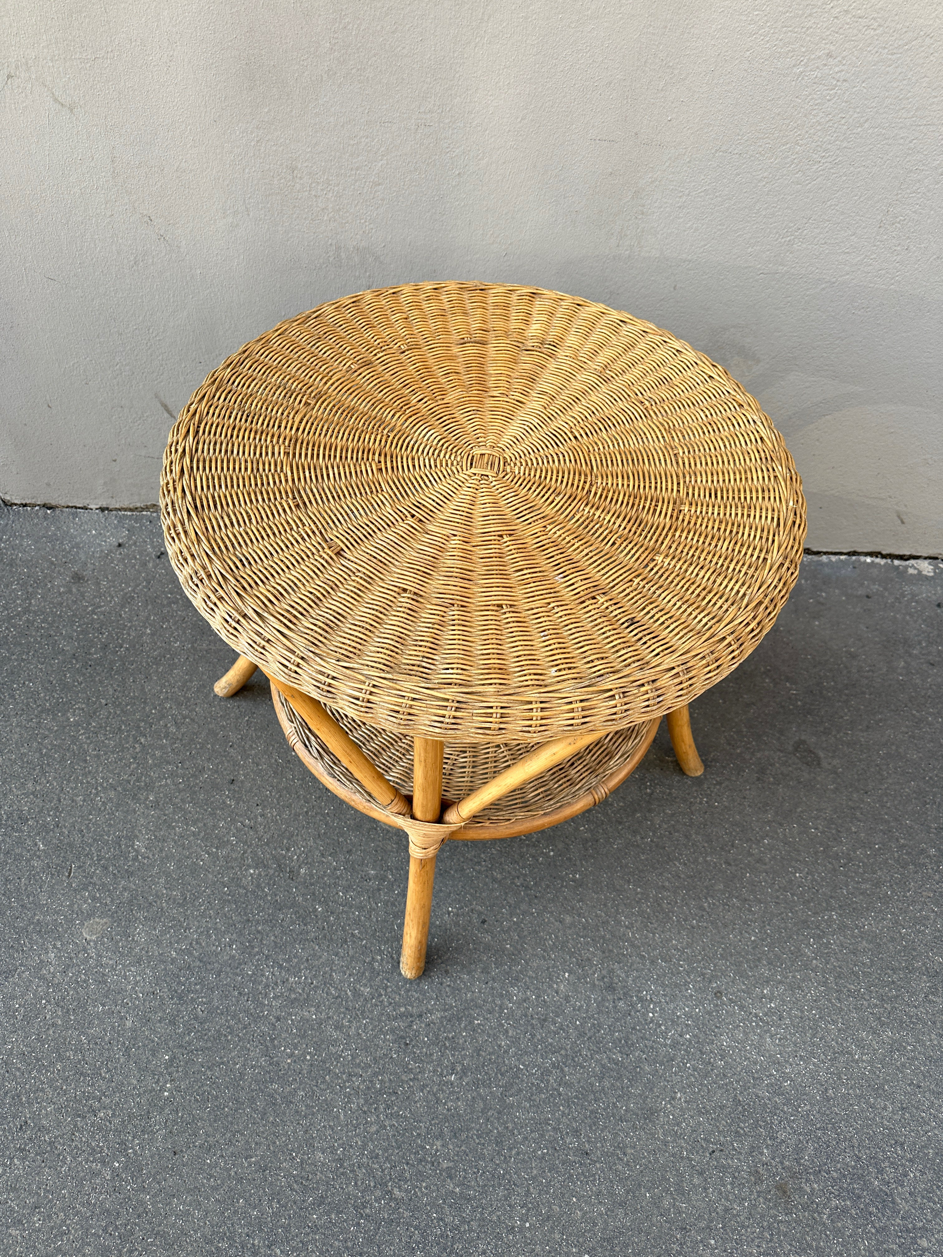 Runder Vintage Rattan Tisch, um 1970