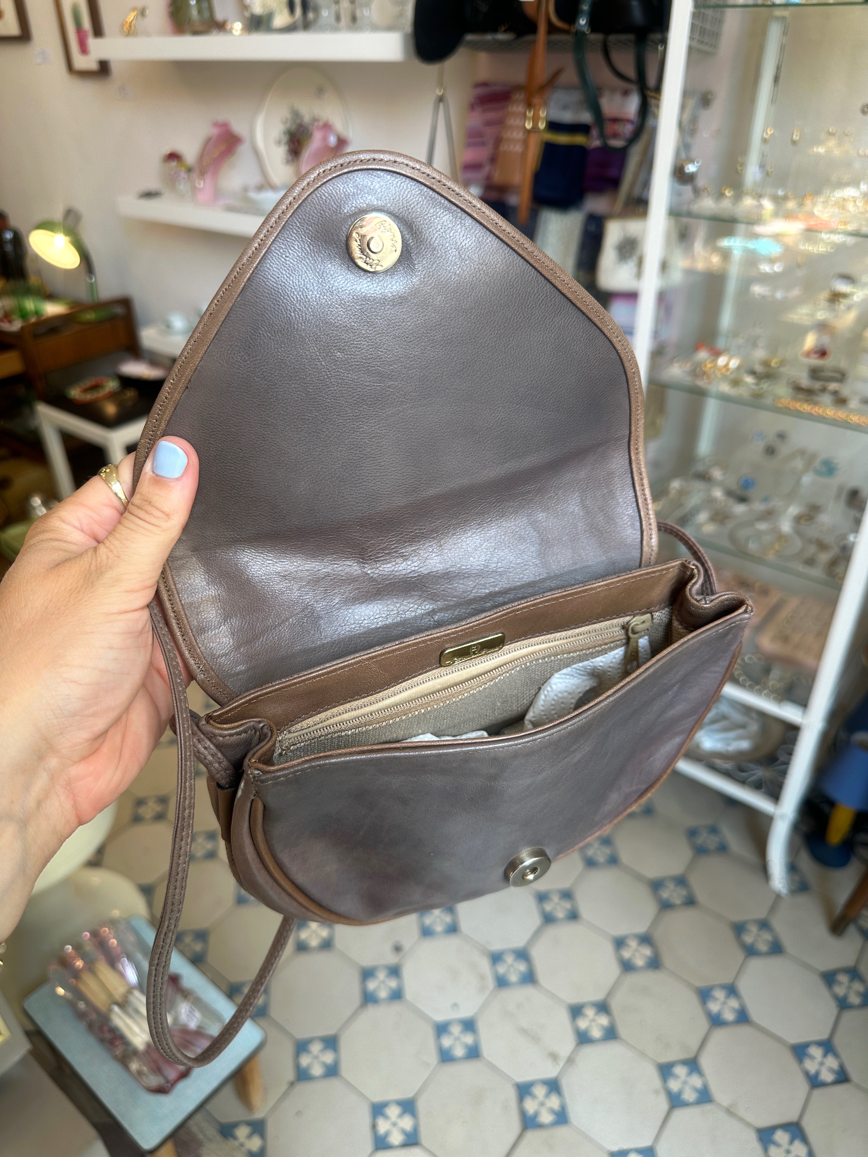 Vintage Crossbody-Tasche von Etienne Aigner in Greige