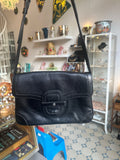 Etienne Aigner Vintage Schultertasche aus schwarzem Leder mit silberfarbenen Details