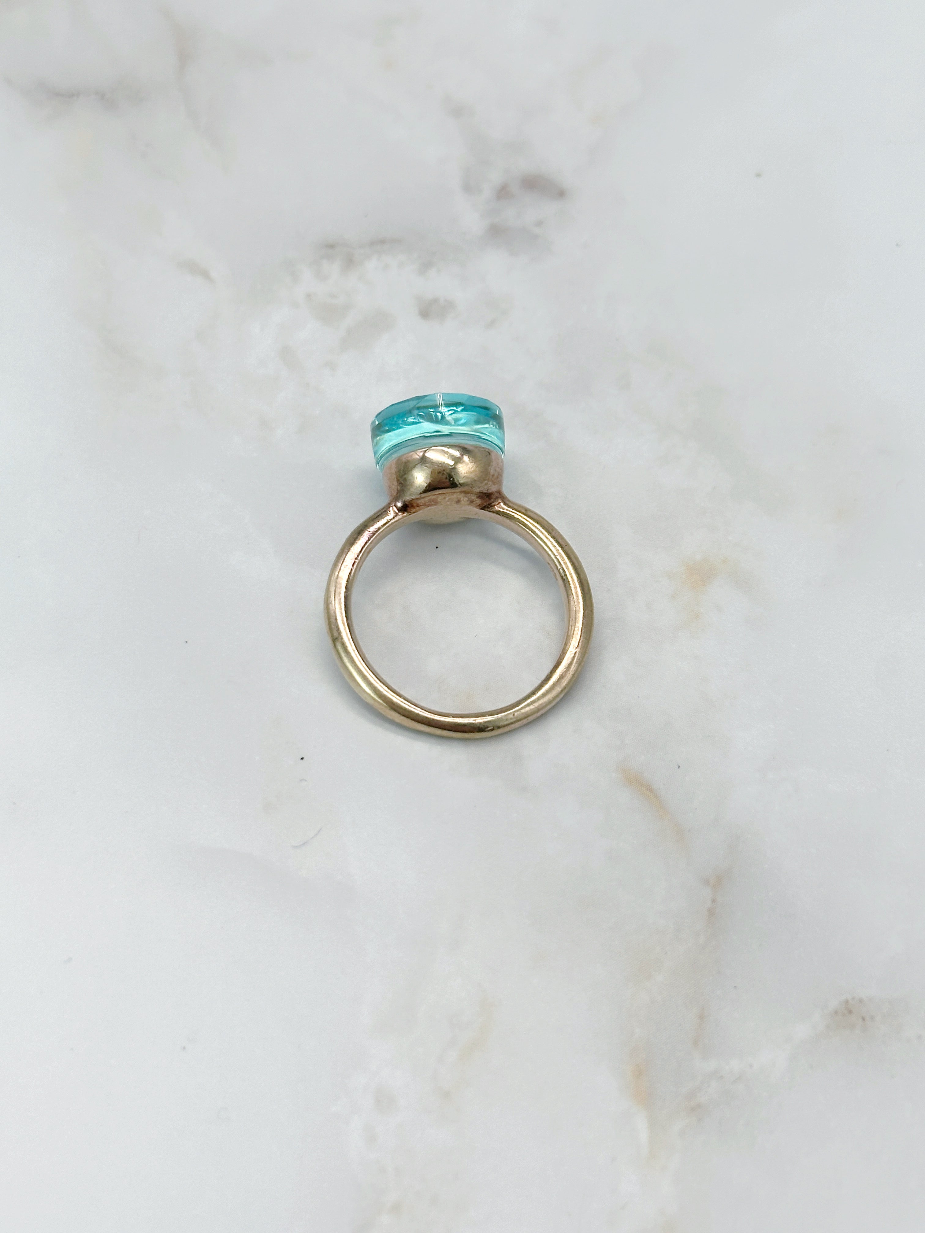 Eleganter Silberring vergoldet mit Glasstein in Pfirsich oder Hellblau