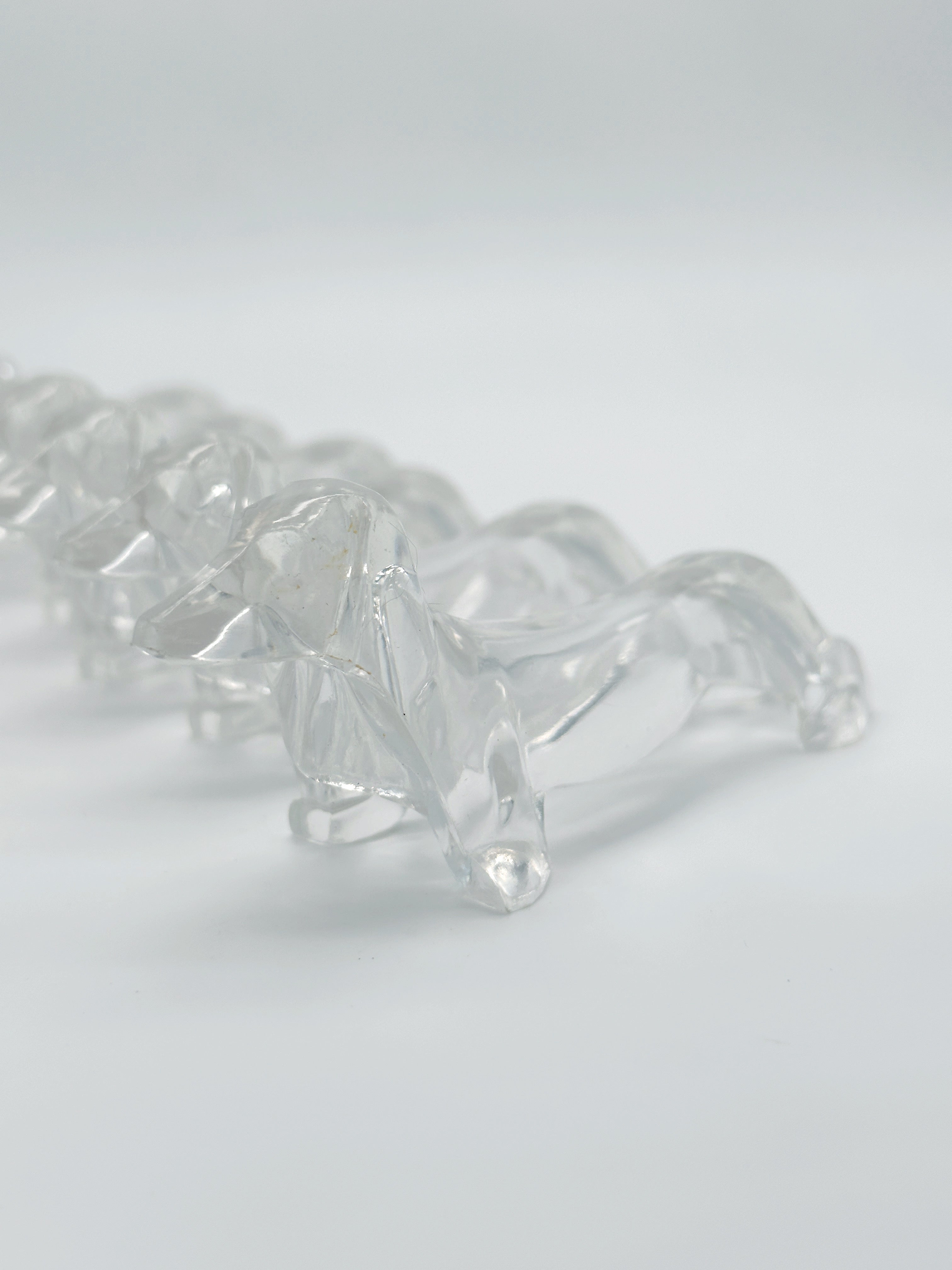 Set aus 6 Plexiglas Messerbänkchen Dackel