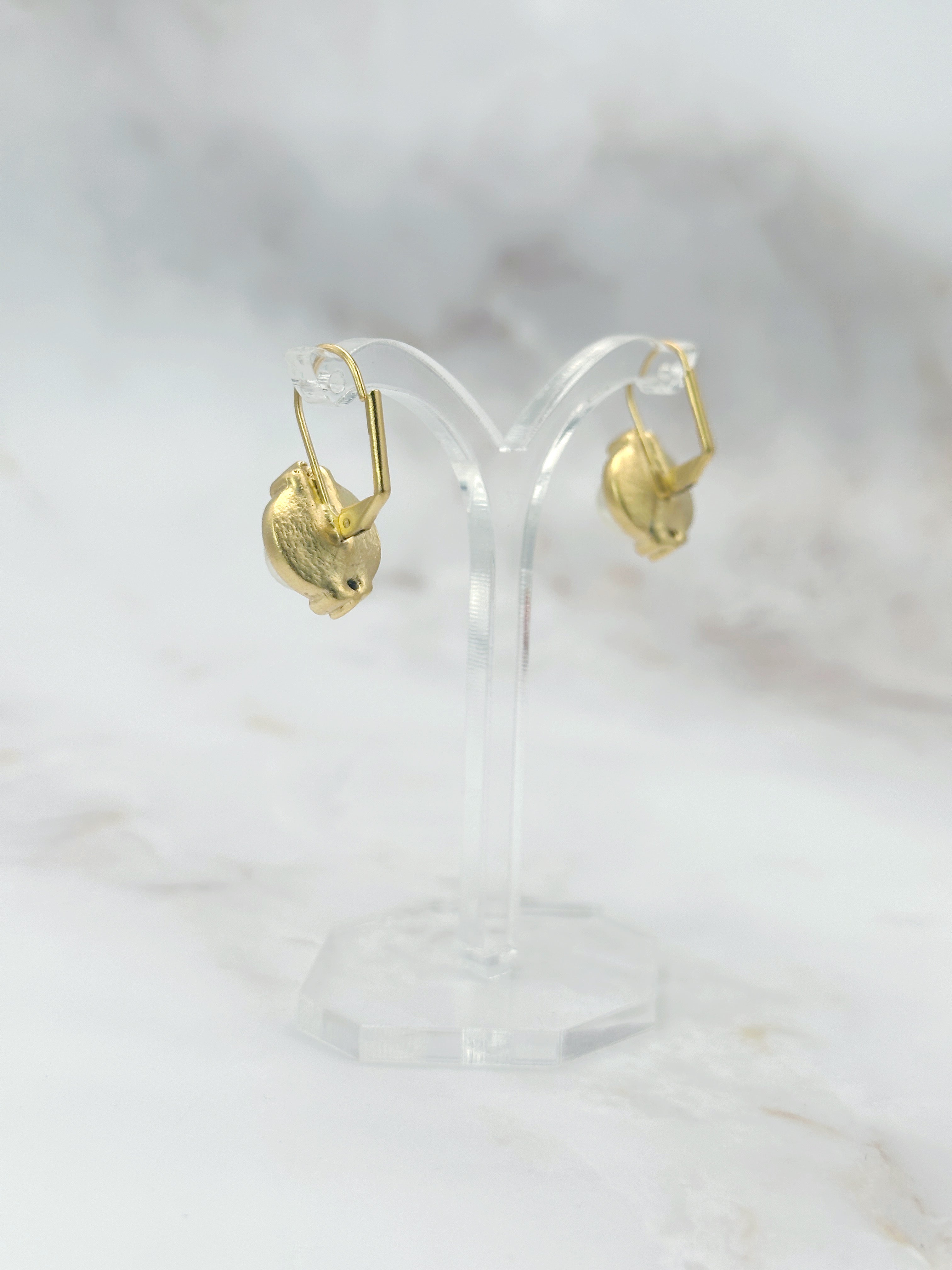 Vergoldete Vintage Ohrgehänge im Biedermeier-Stil mit Kunstperle