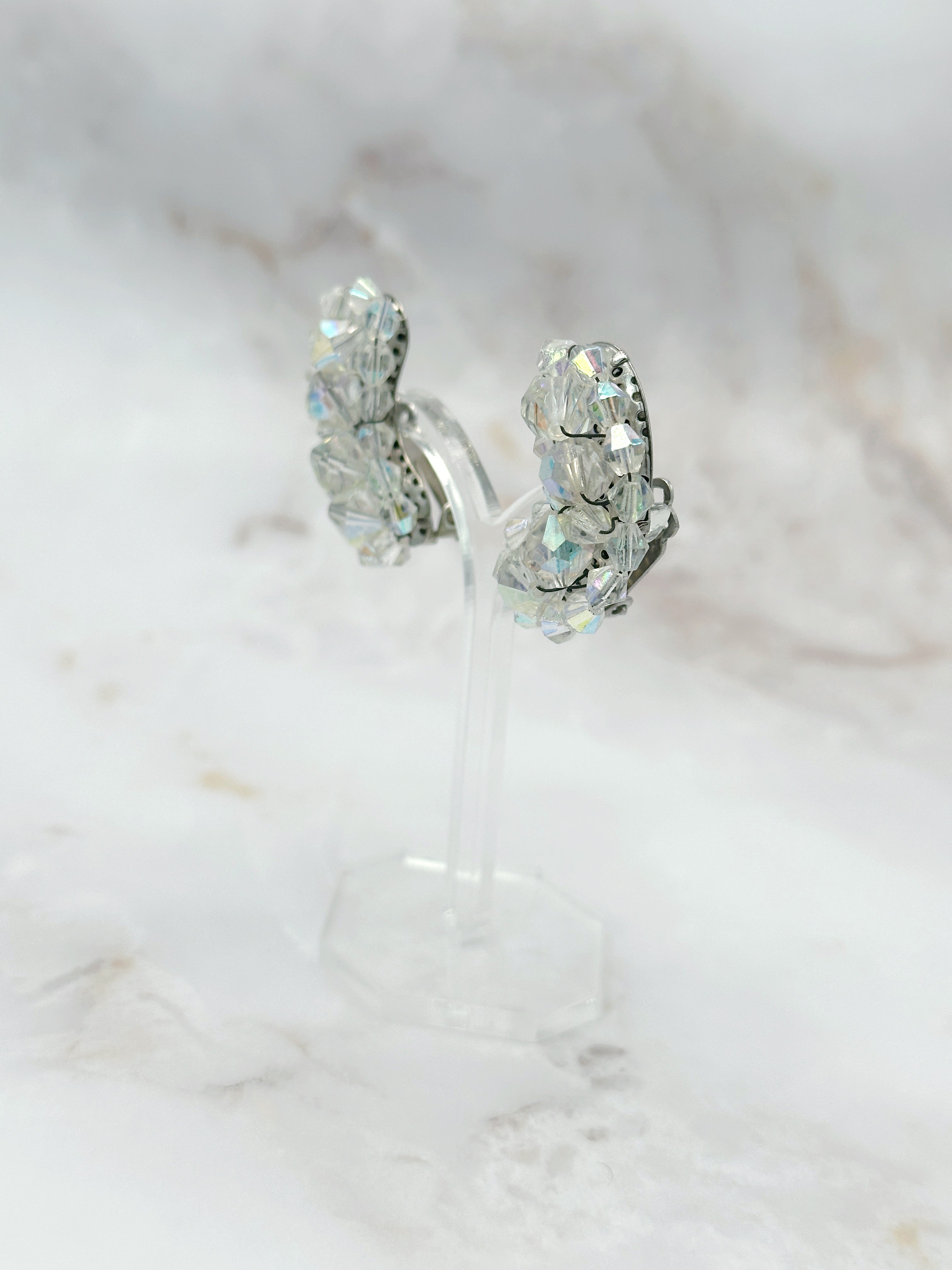 Vintage Earclimber Ohrclips mit Aurora Borealis Glaskristallen