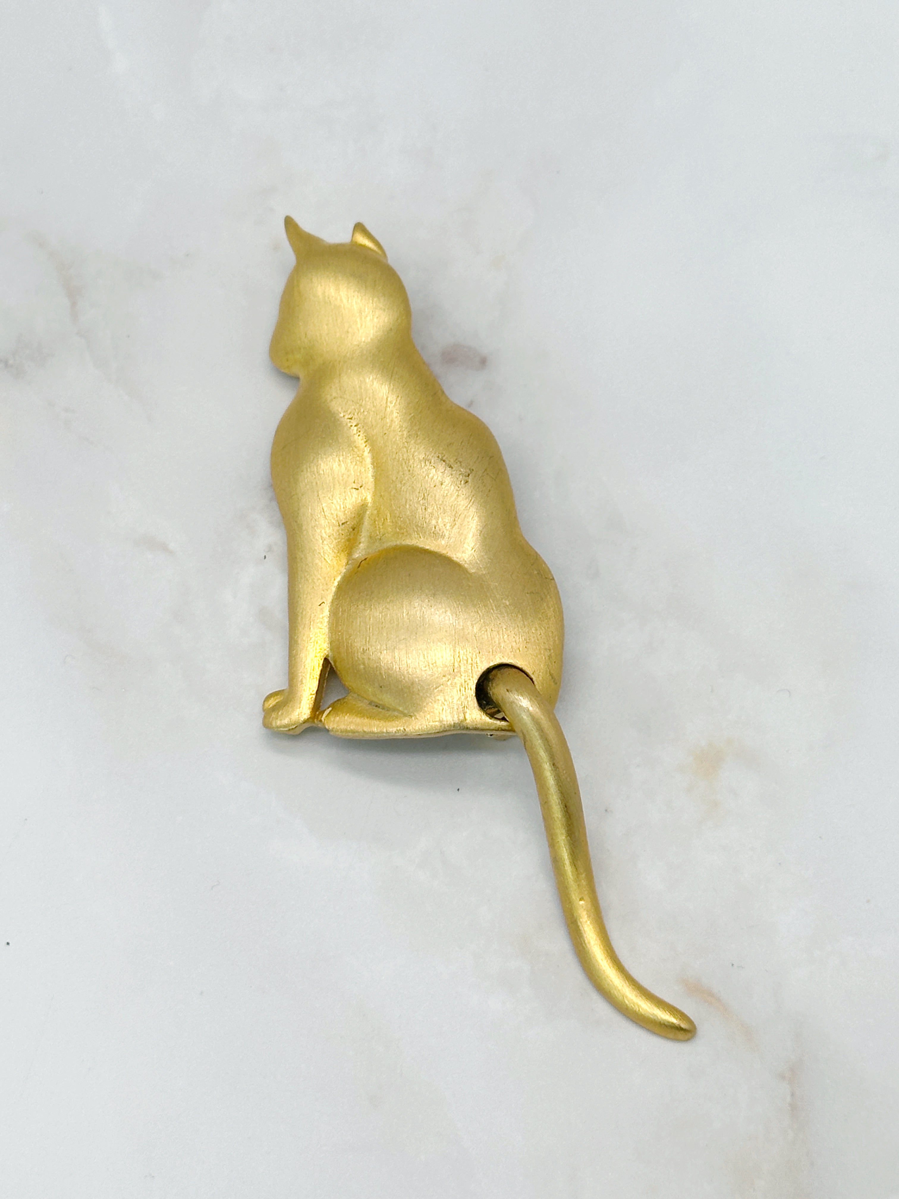 Vintage Katzen-Brosche von JJ Jonette mit beweglichem Schwanz, vergoldet