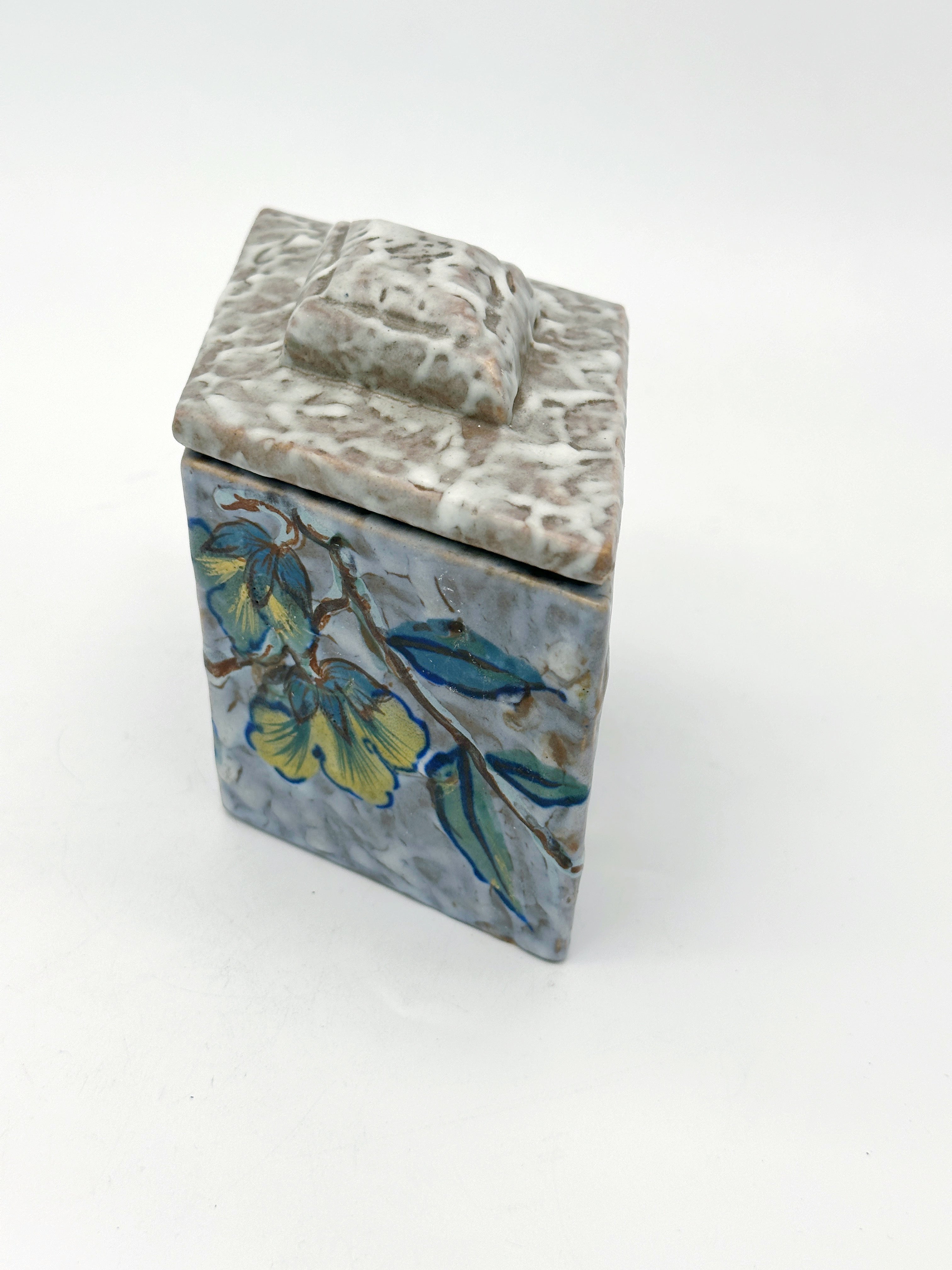 Keramik Deckeldose im Art Déco Stil mit Blumenmuster