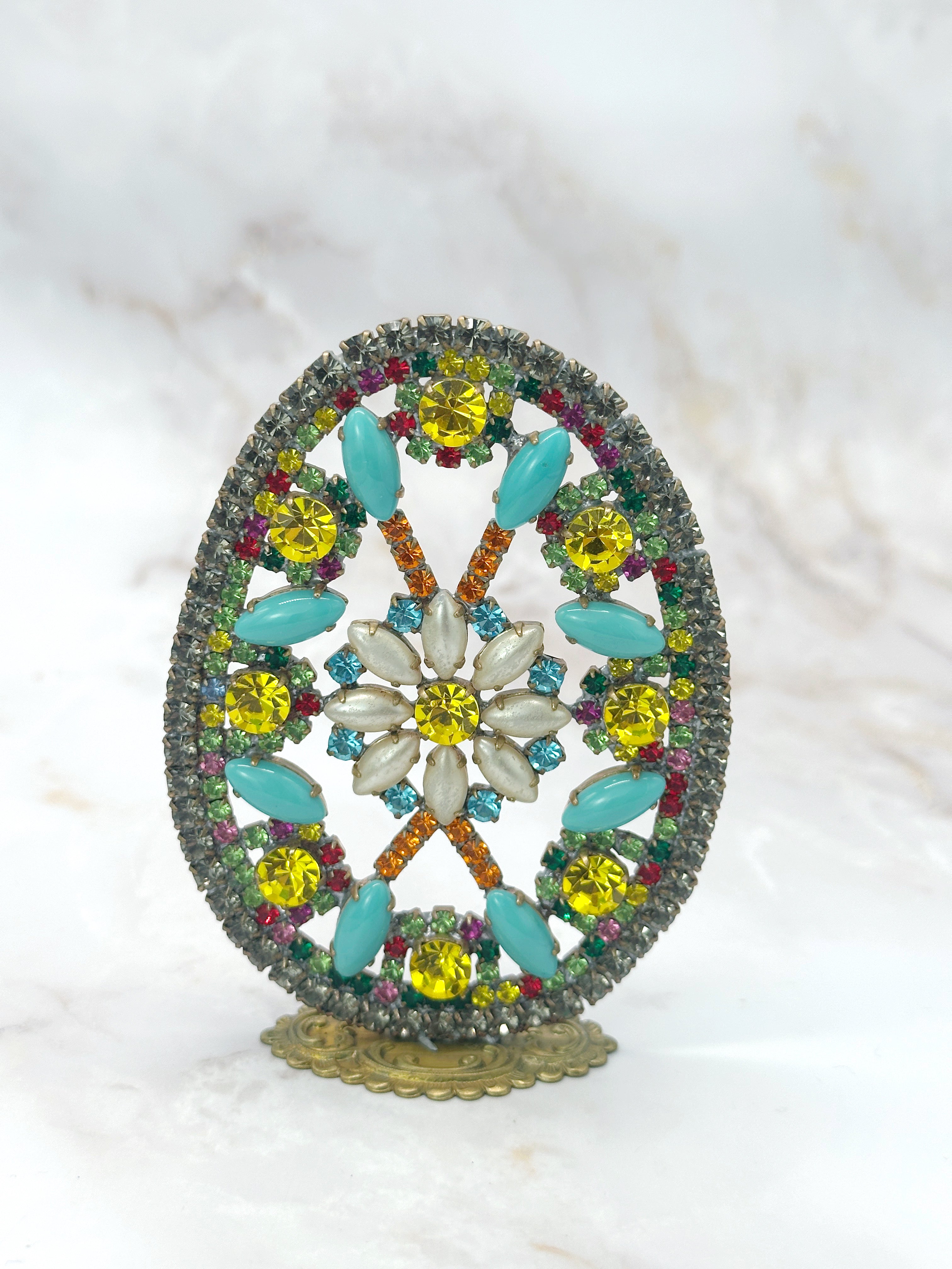 Handgefertigtes Gablonzer Osterei zum Aufstellen in Türkis und Bunt