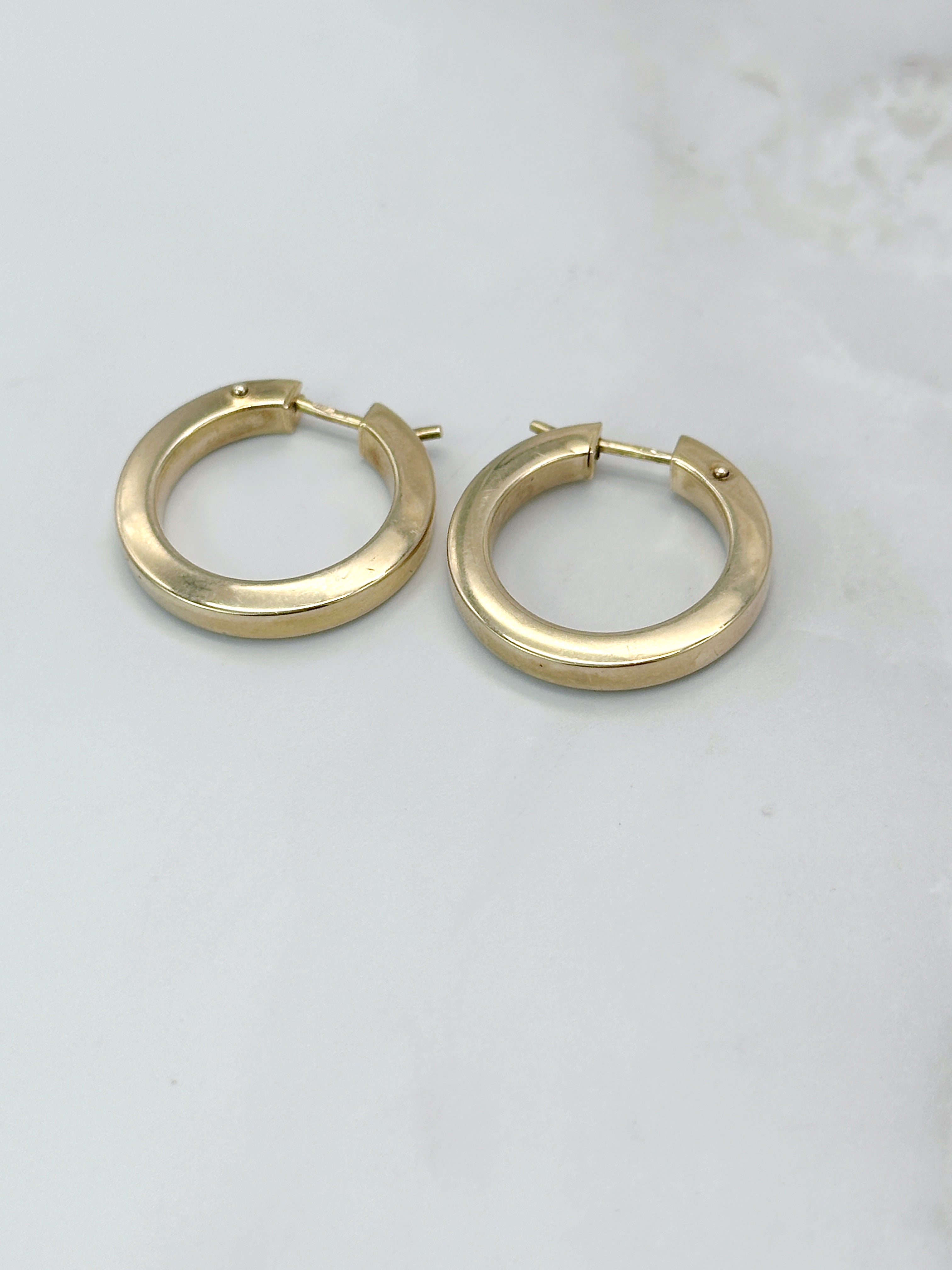 Klassische Vintage Creolen in 585 Gelbgold