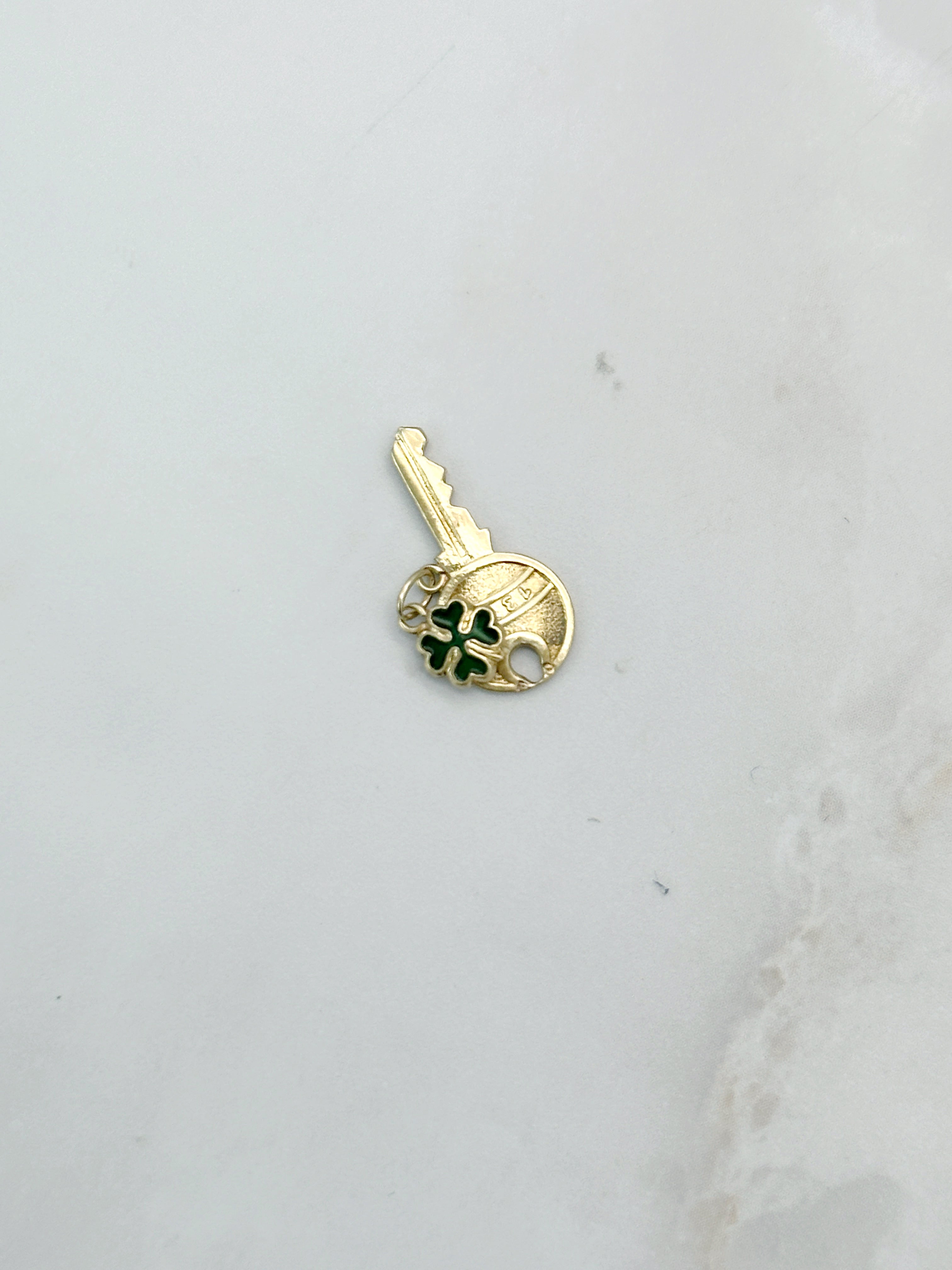 Verschiedene Anhänger / Charms