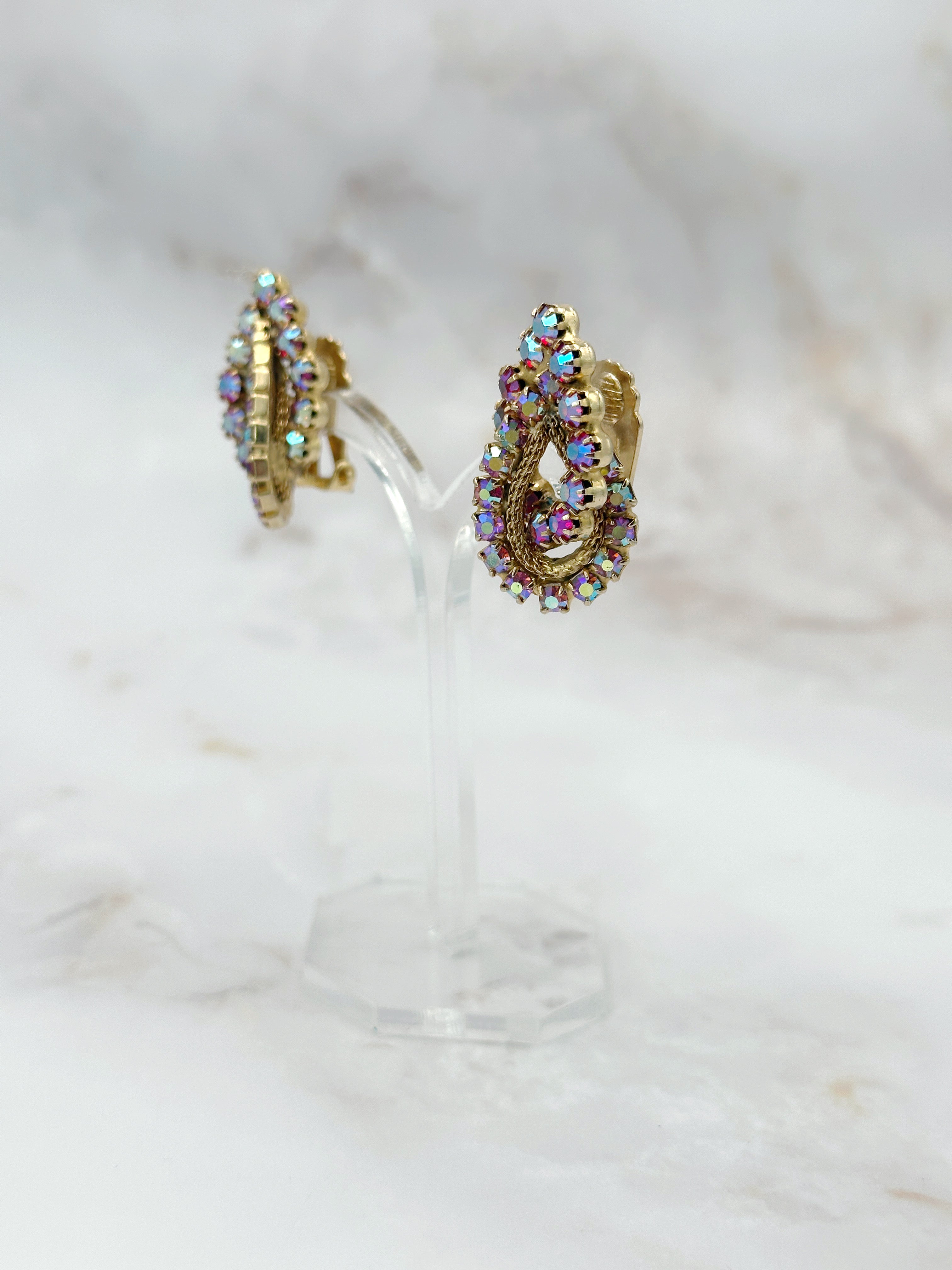 Vergoldete Vintage Earclimber mit pinken Aurora Borealis Kristallen