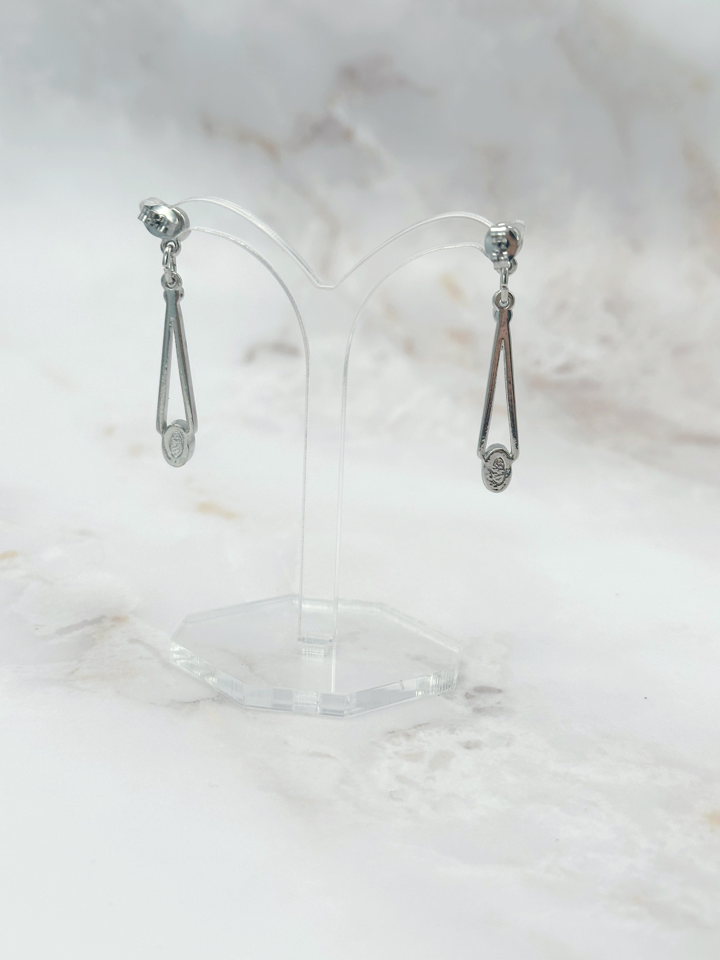 Signierte Vintage Ohrgehänge minimalistisch mit ovalem Strass