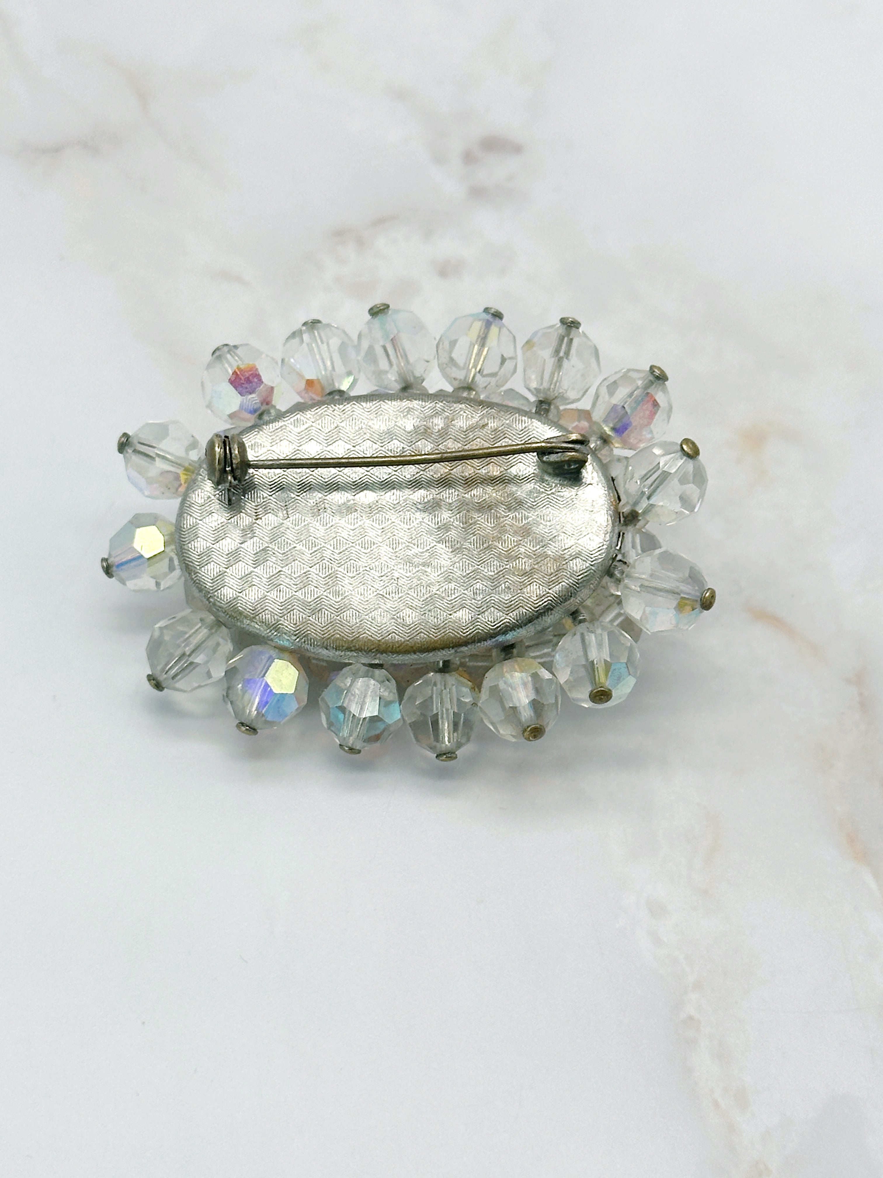 Statement Brosche mit Aurora Borealis Kristallsteinen