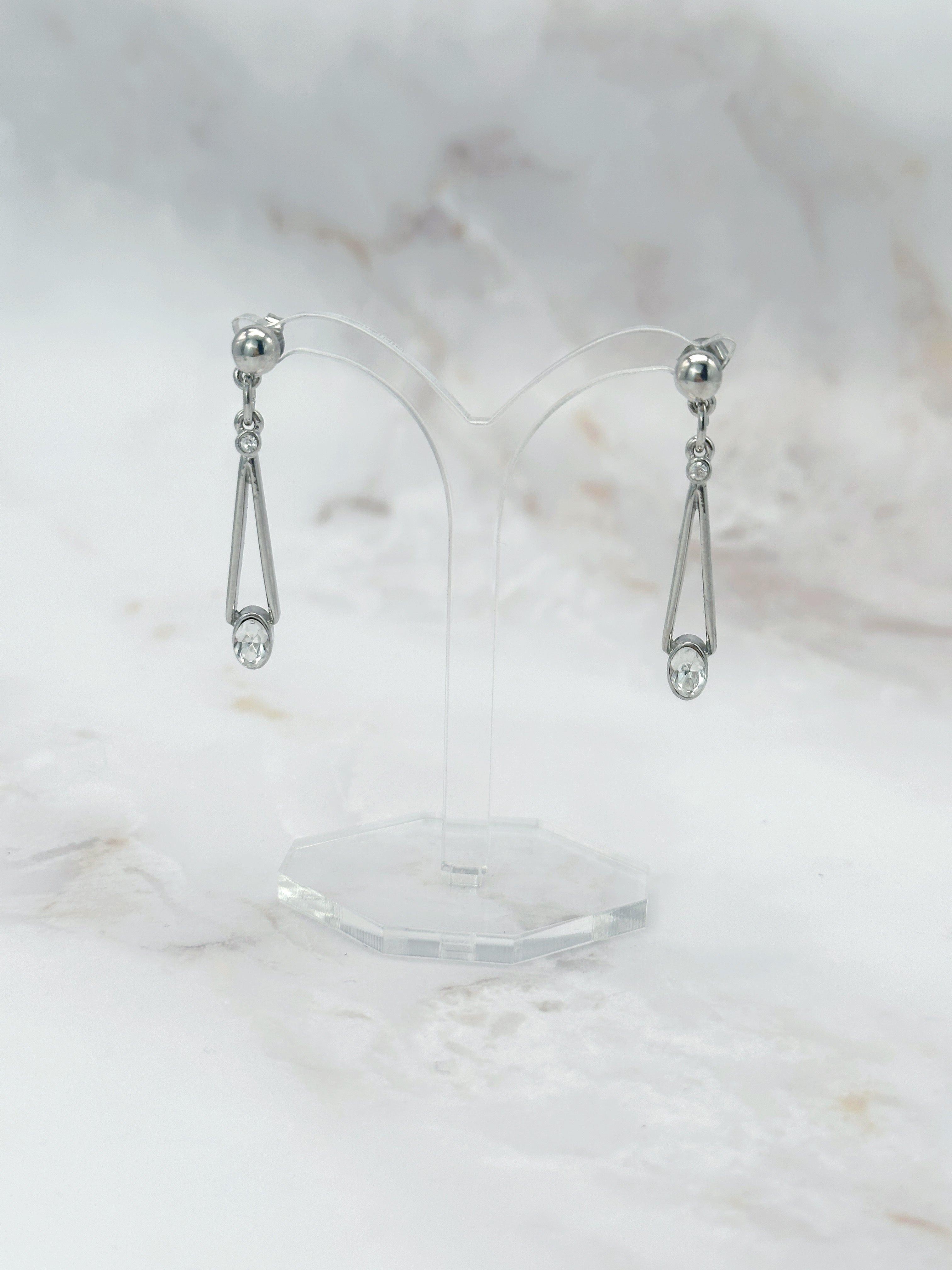 Signierte Vintage Ohrgehänge minimalistisch mit ovalem Strass