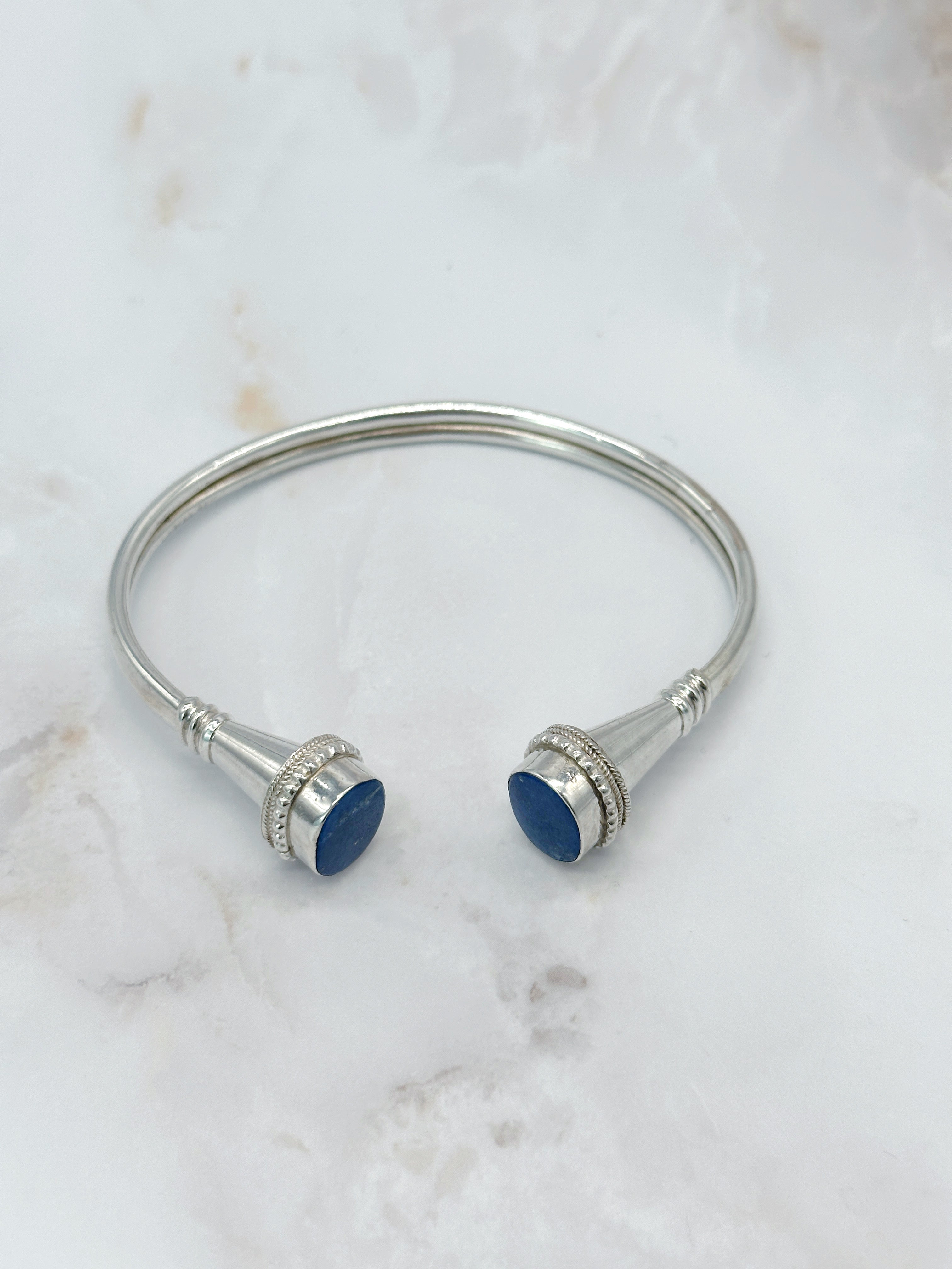 Vintage Silber-Armspange mit Lapislazuli