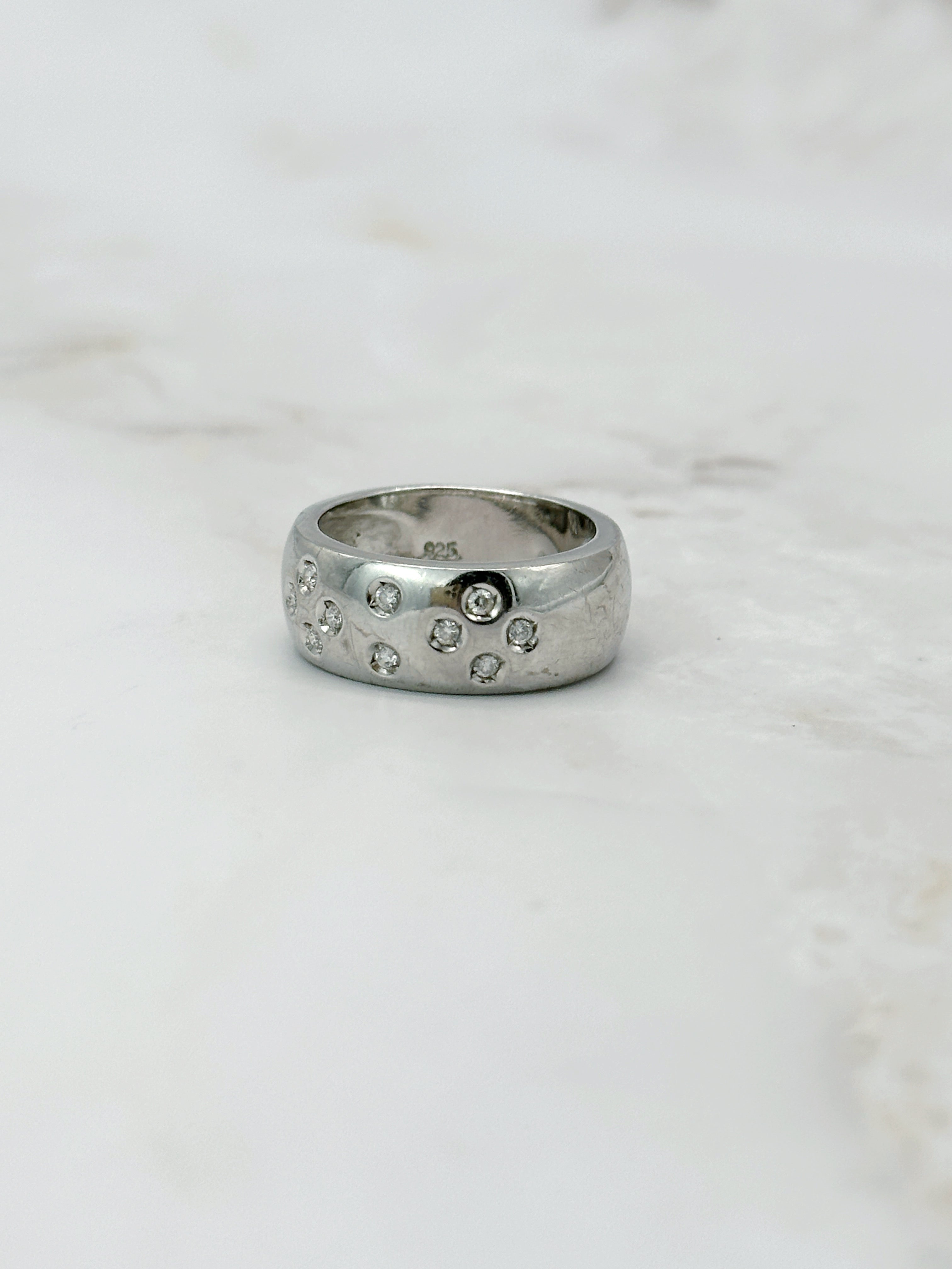 Breiter Bandring aus 925 Sterling Silber mit Zirkonia