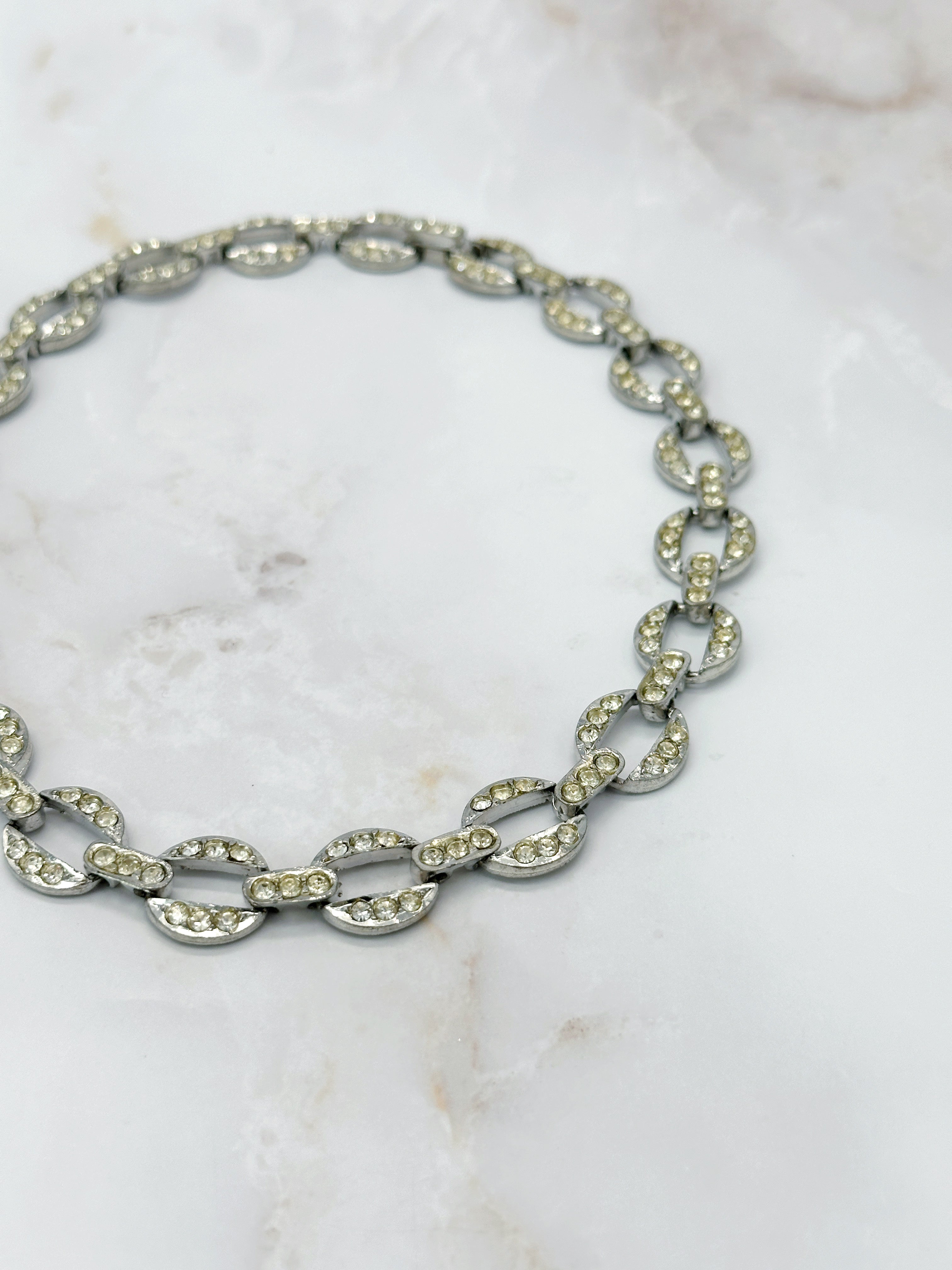 Strass Collier mit ovalen Gliedern