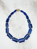 Ausgefallene Halskette mit Lapislazuli-Elementen und Magnetverschluss