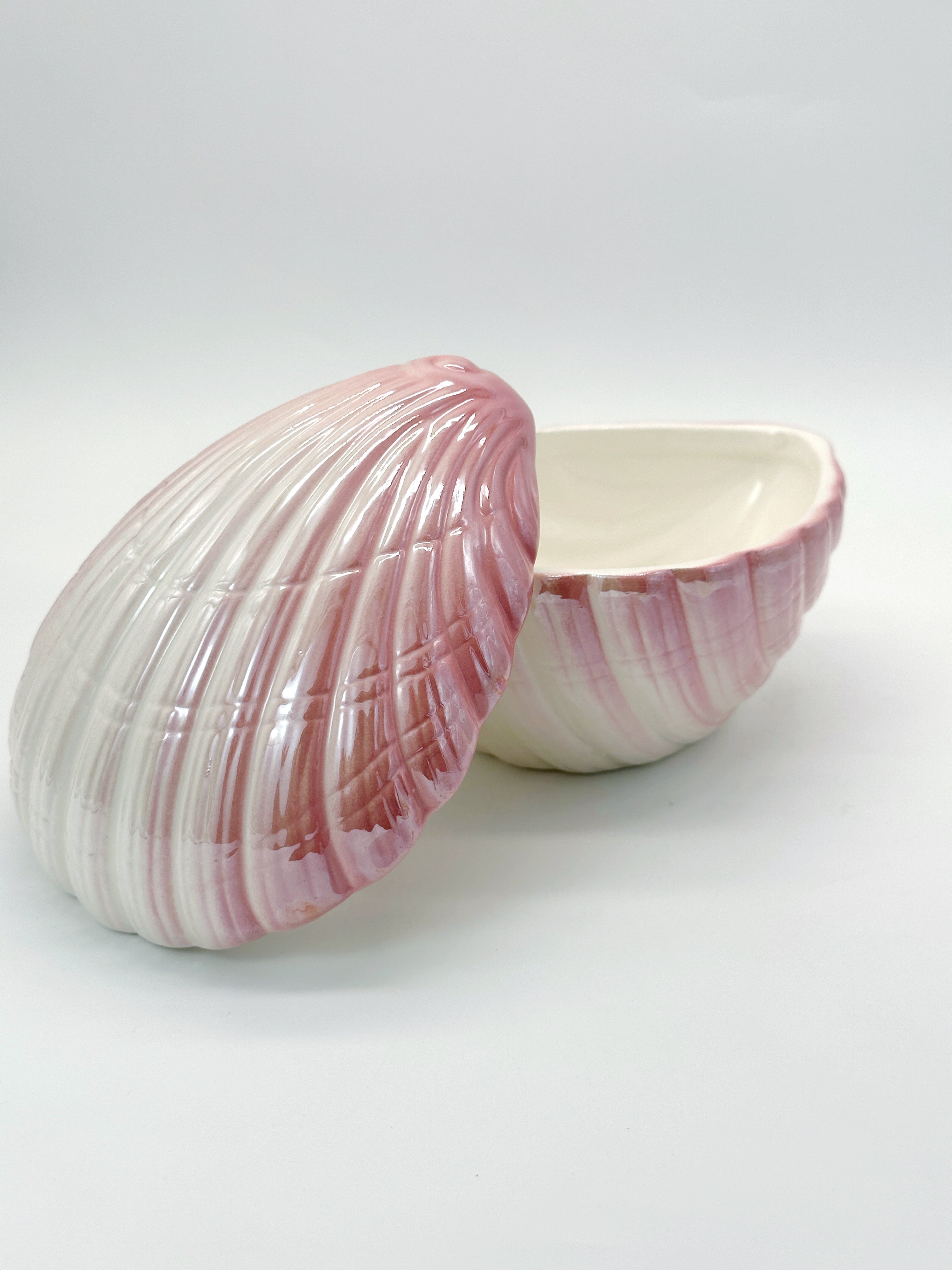 Vintage Muscheldose in zarten Rosé- & Beigetönen