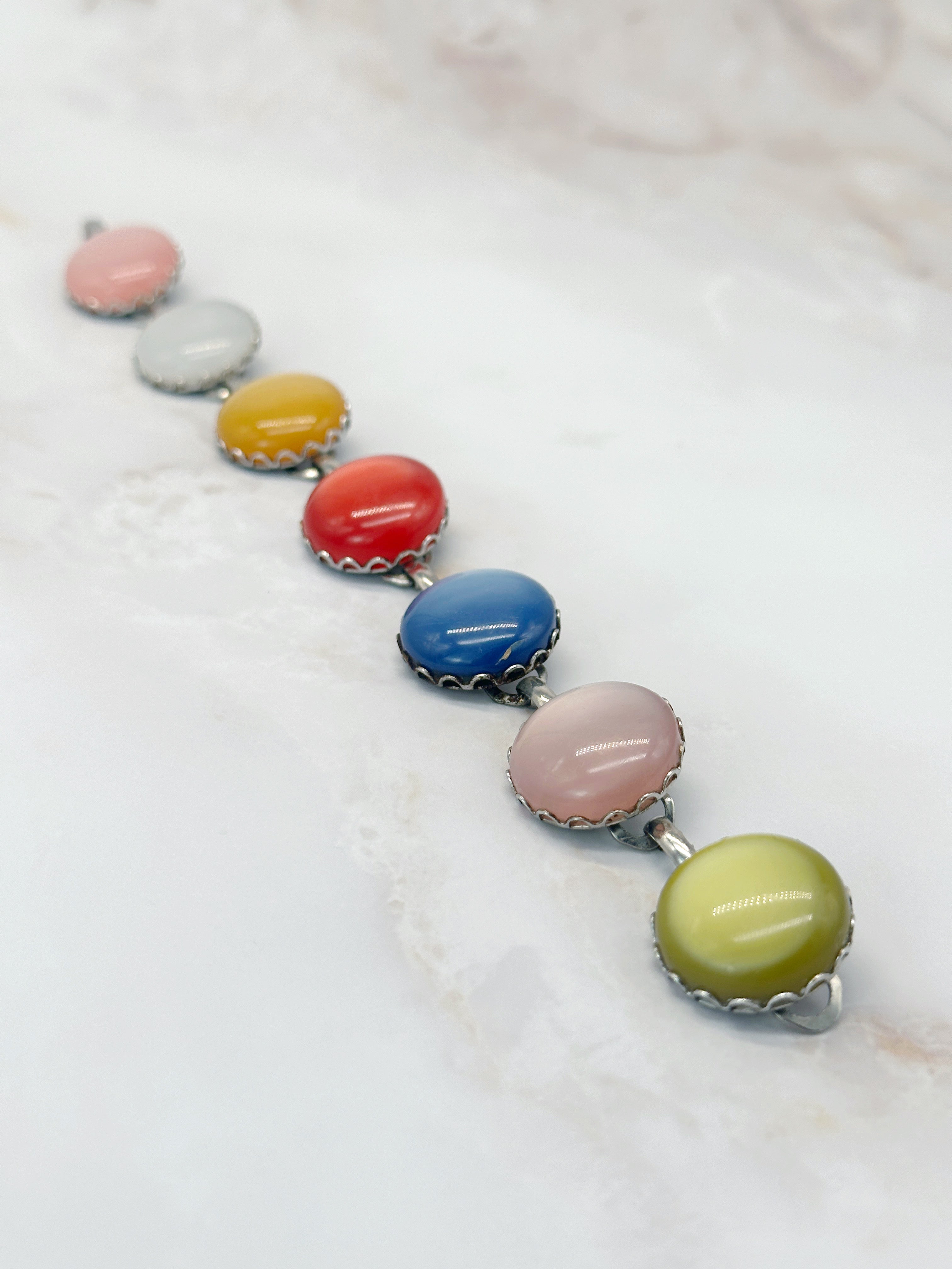 Farbenfrohes Vintage Lucite Armband 50er Jahre