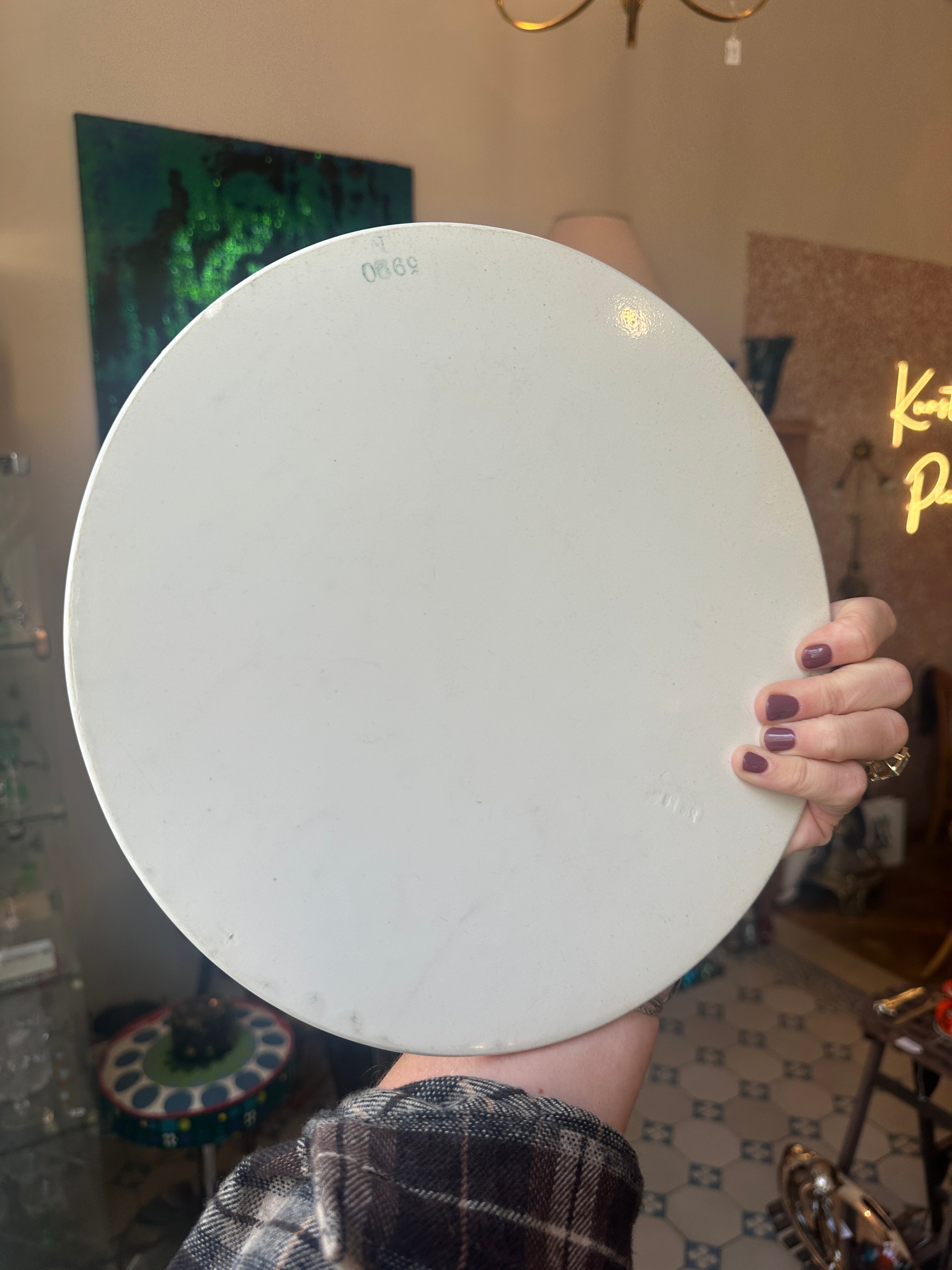 Runde Art Déco Tortenplatte mit Spritzdekor