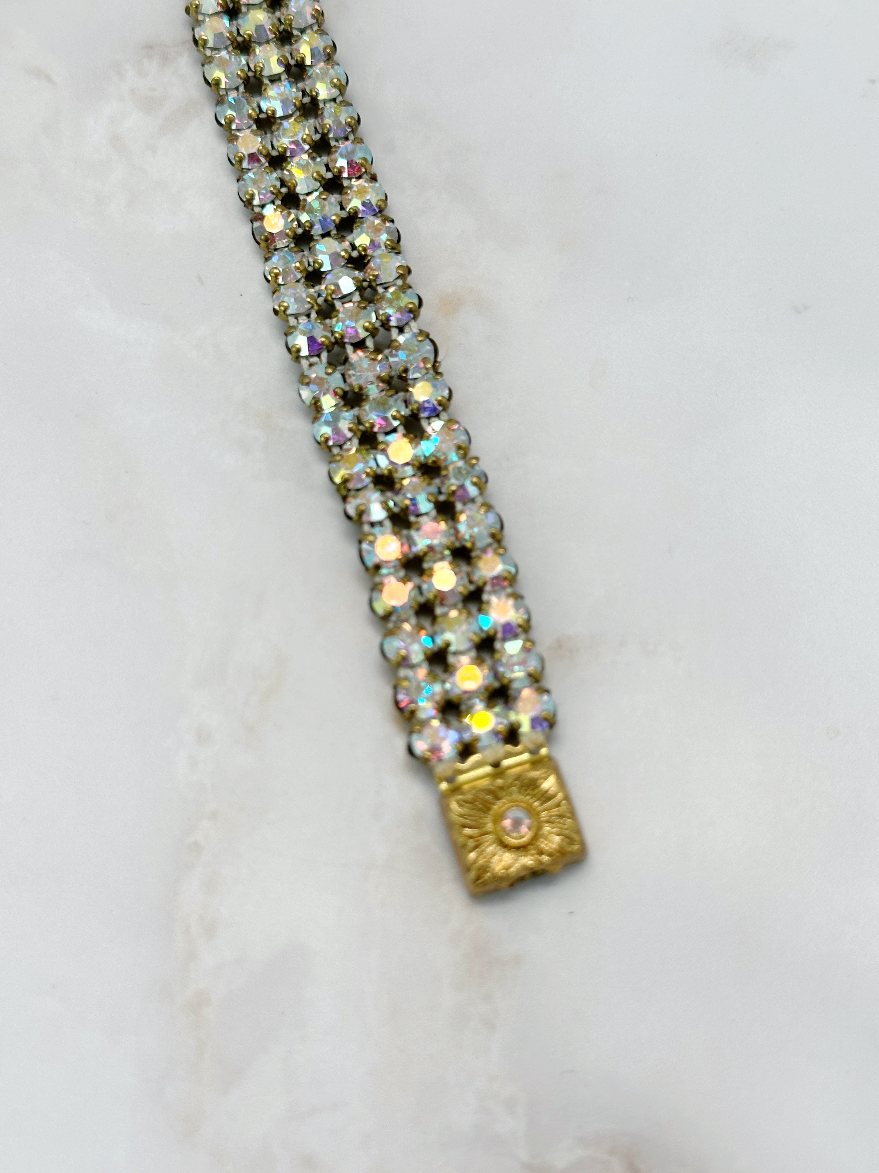 Dreireihiges Vintage Strass-Armband mit Aurora Borealis Effekt