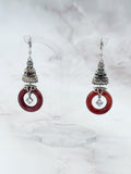 Ohrgehänge aus 925 Silber mit Buddha-Motiv und roter Jade