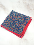 Einstecktuch aus Seide mit Paisley-Muster in Rot und Blau